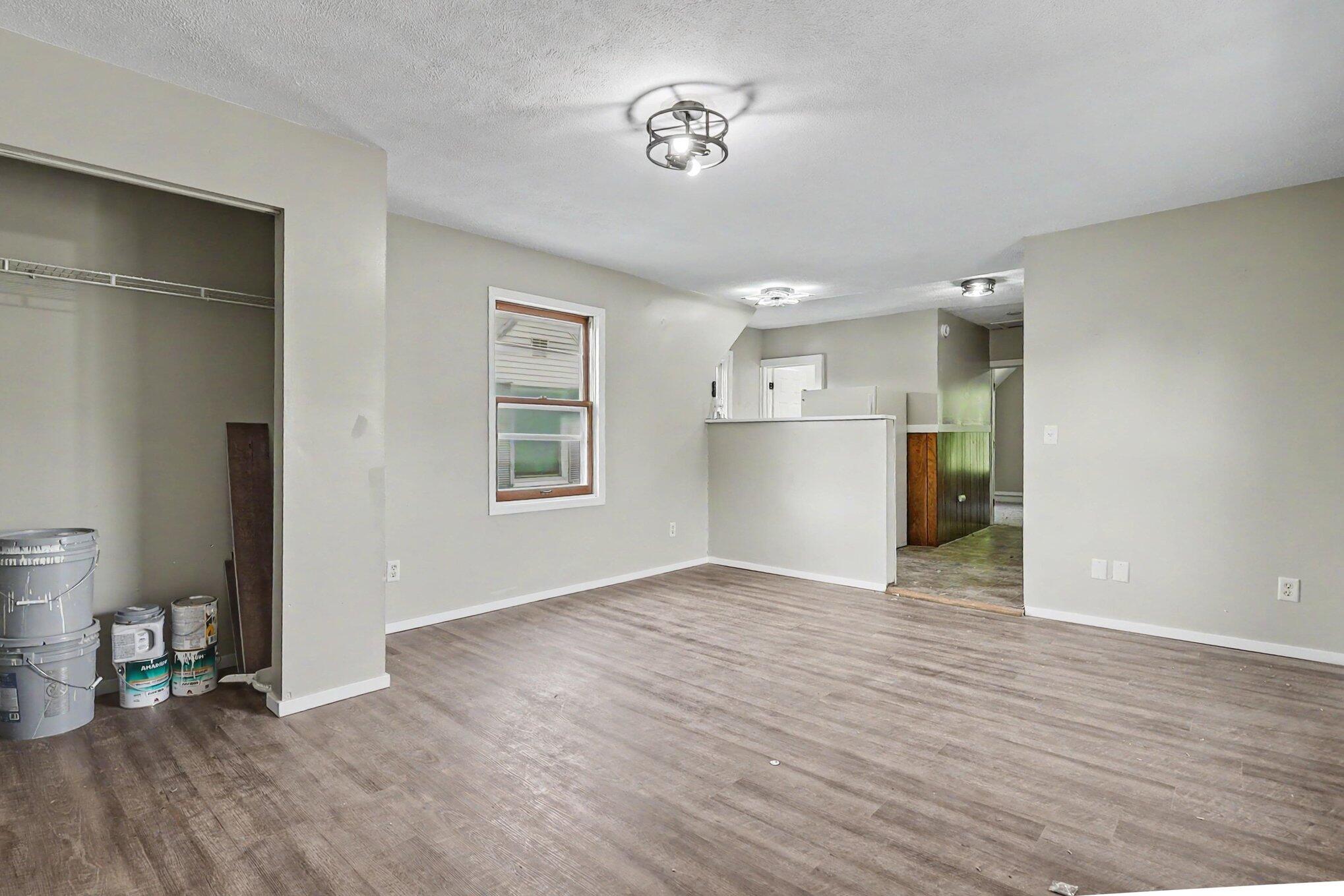 349 Maple Avenue Holland MI 49423