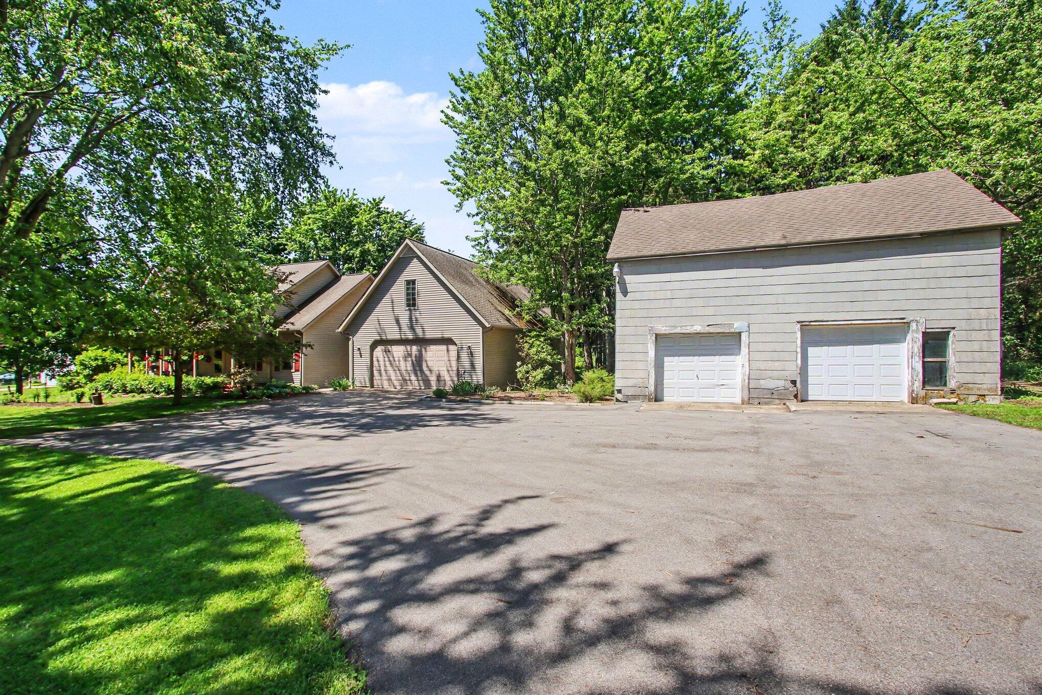 2230 58th Street Fennville MI 49408