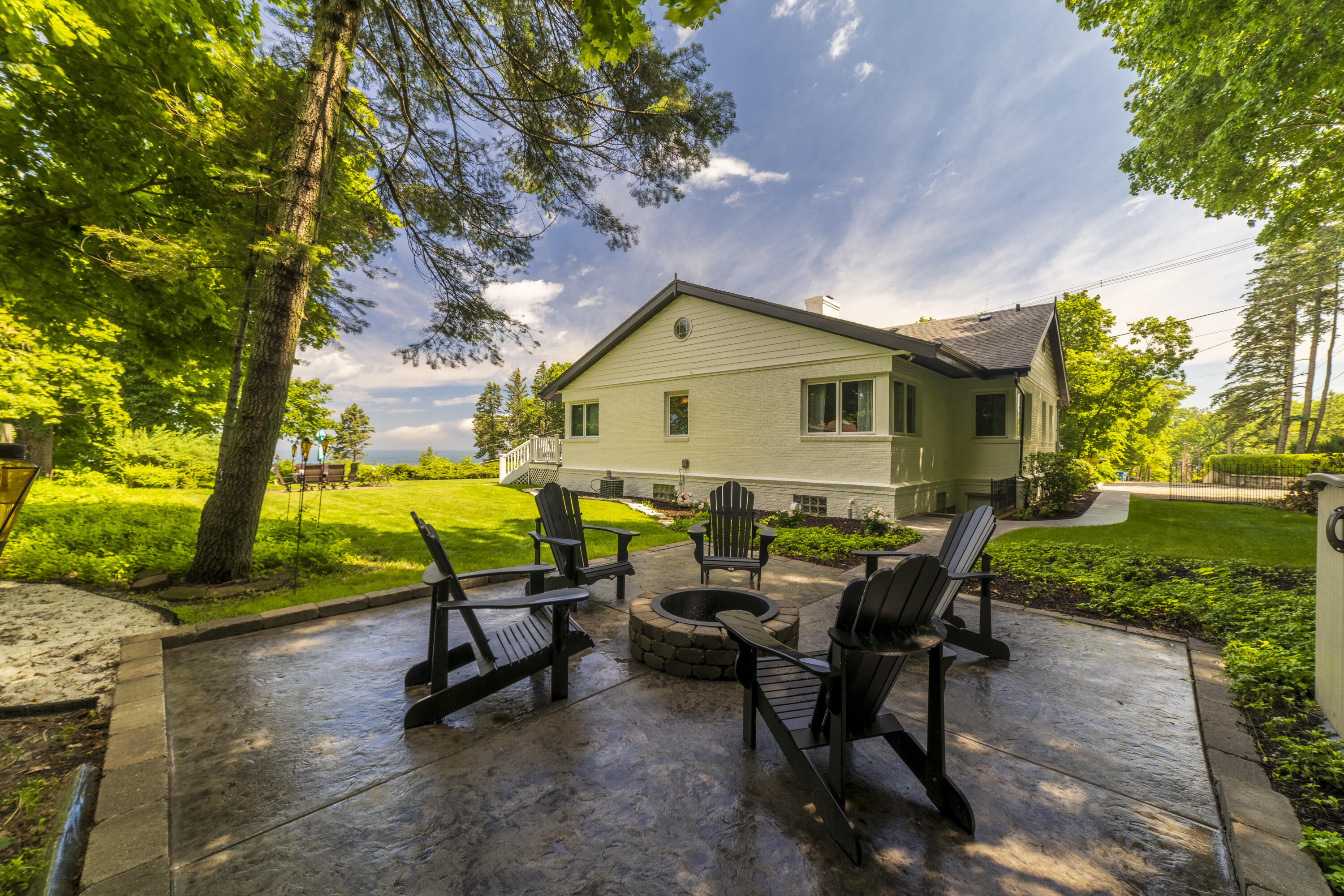 19300 Highland Drive New Buffalo MI 49117