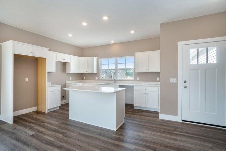 2450 Gray Wolf Way Muskegon MI 49444
