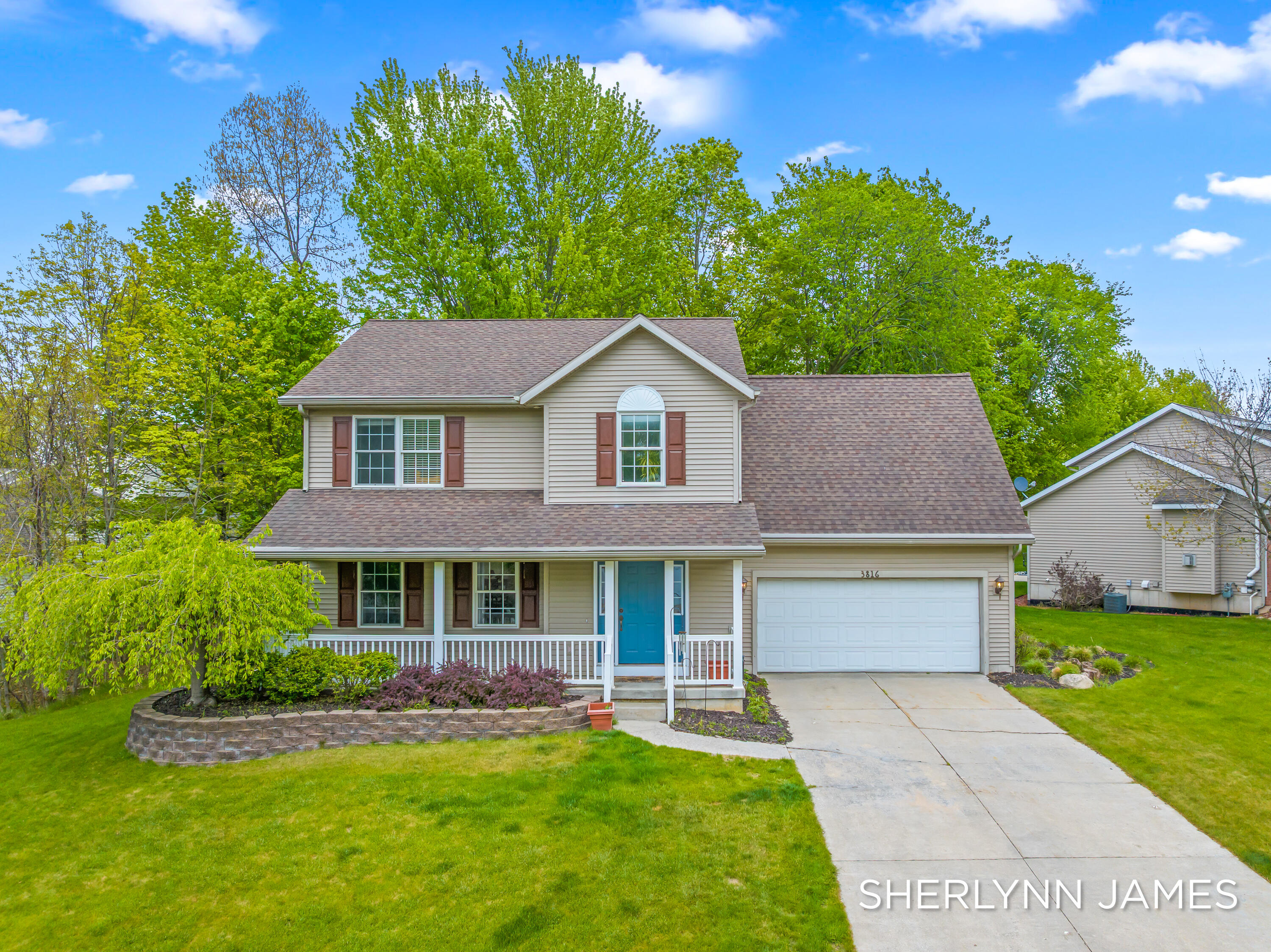 3816 Ravinewood Circle SE Grand Rapids MI 49508