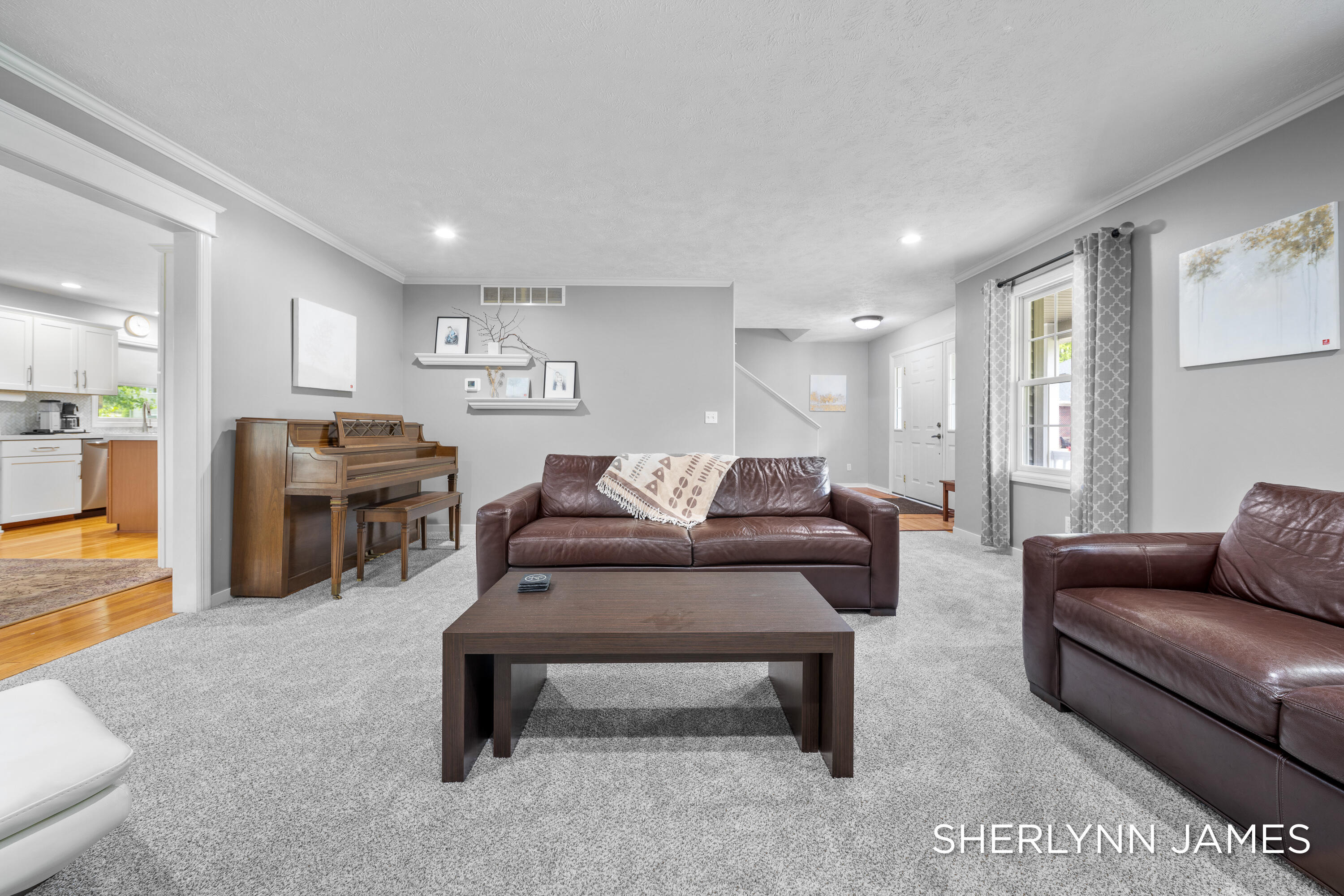 3816 Ravinewood Circle SE Grand Rapids MI 49508