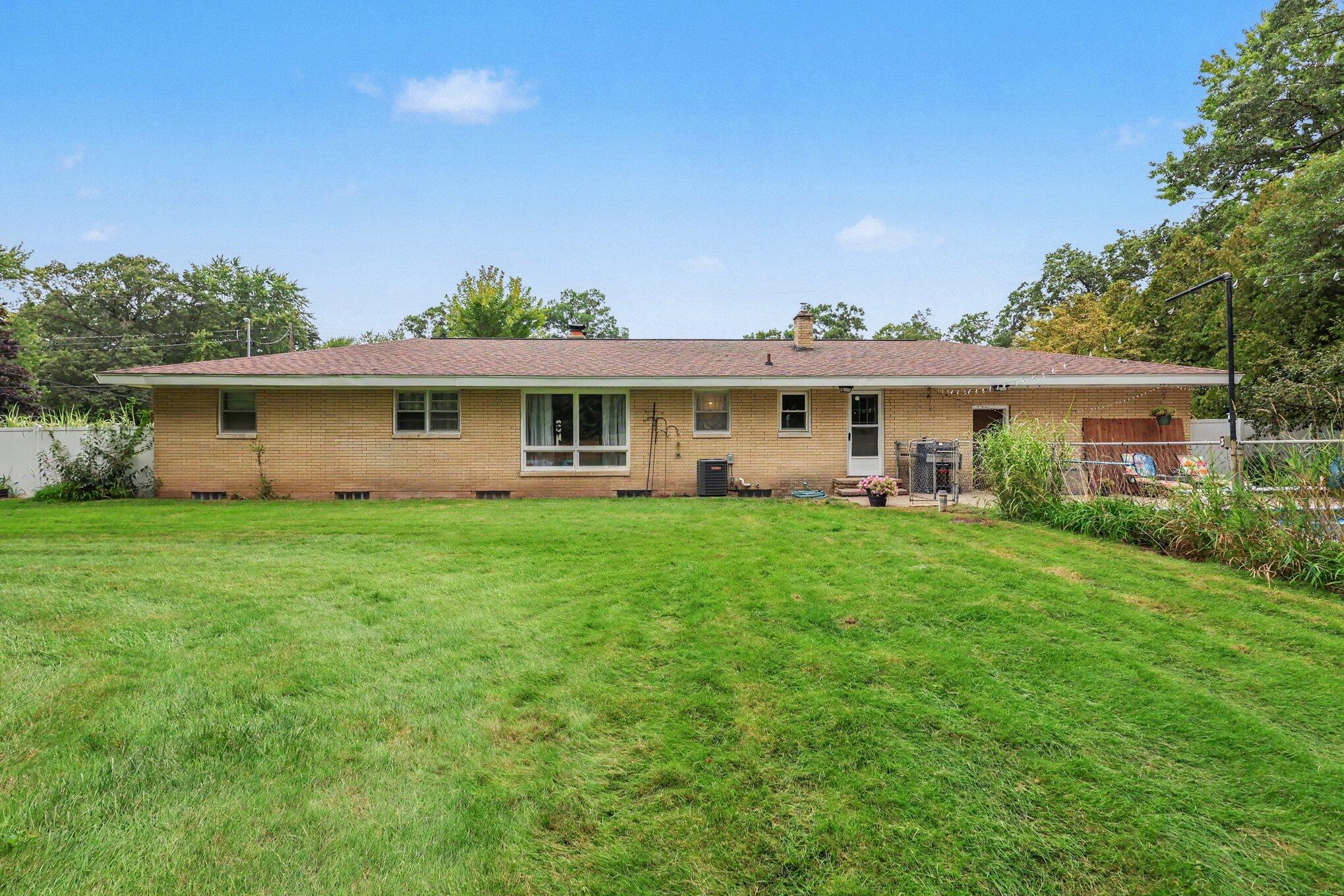3555 Murl Avenue Muskegon MI 49442