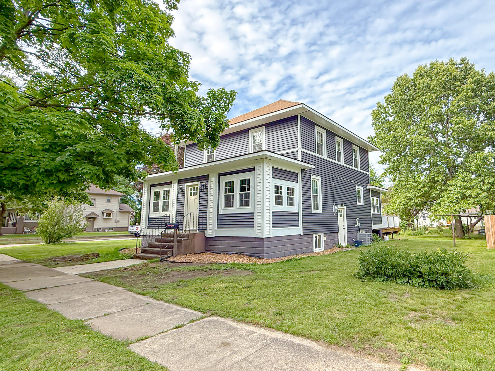 402 S Main Street Berrien Springs MI 49103