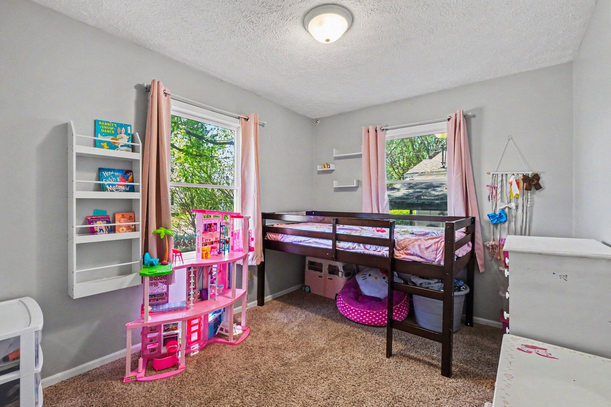237 Nora Street SE Grand Rapids MI 49548