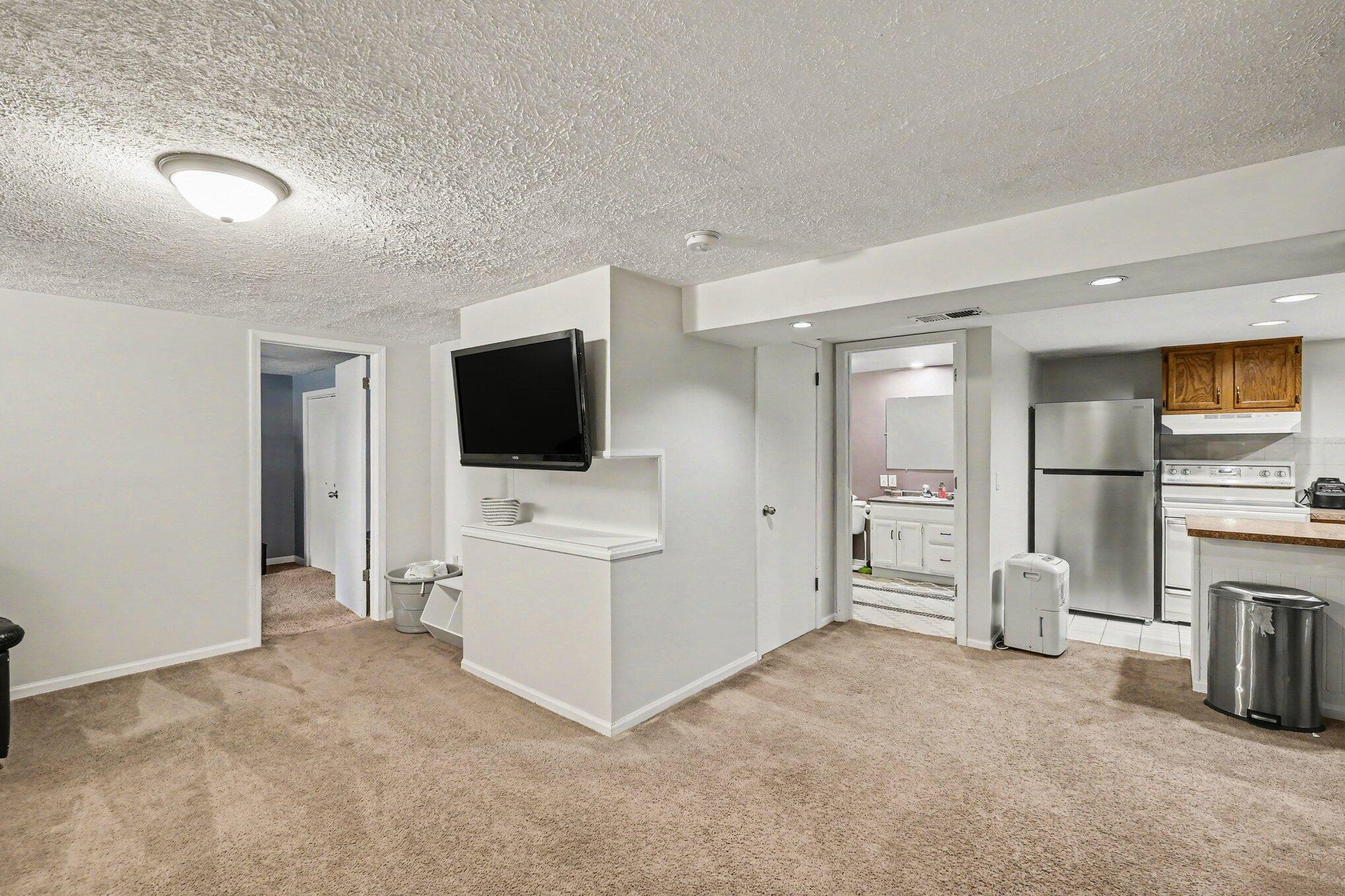 237 Nora Street SE Grand Rapids MI 49548