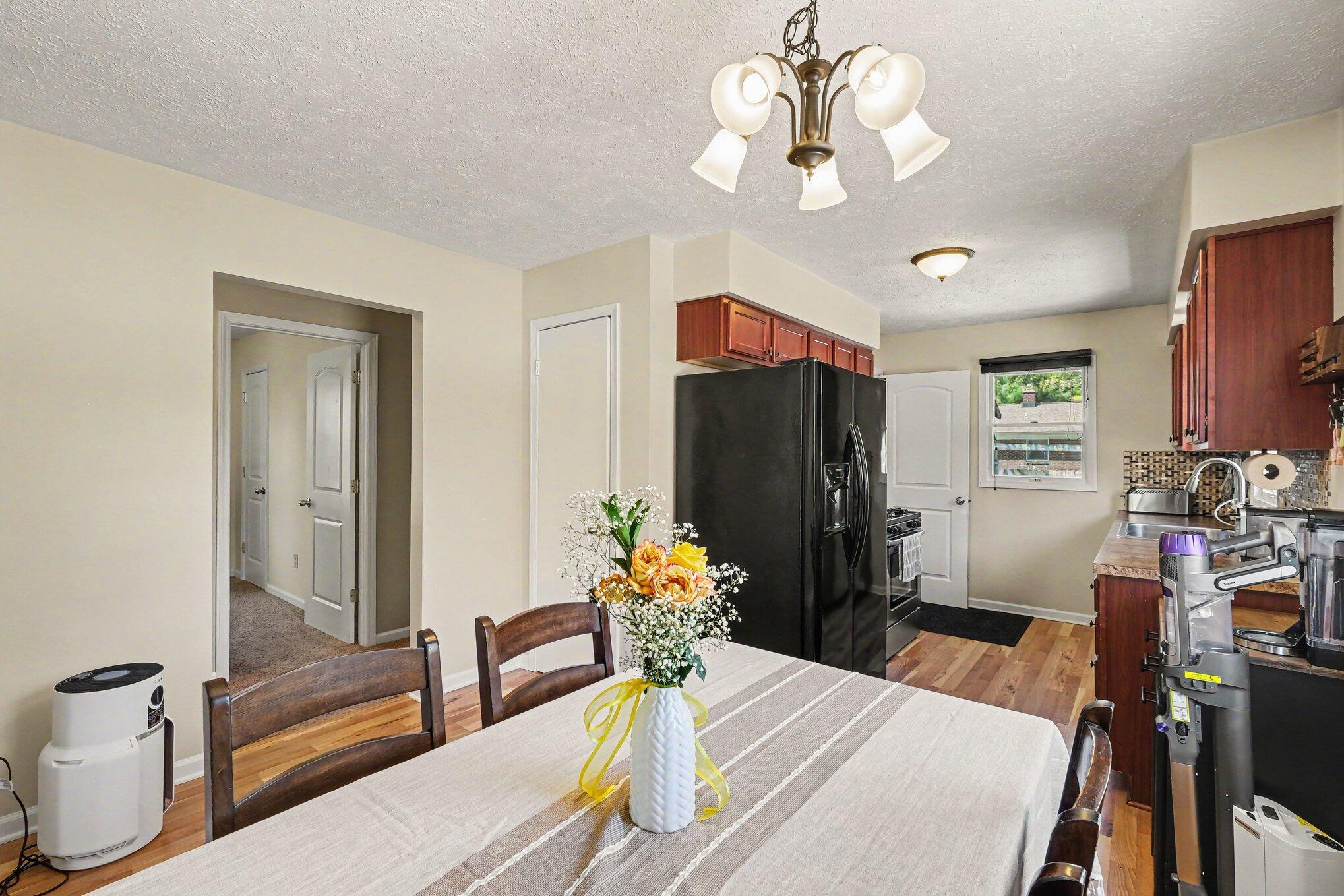 237 Nora Street SE Grand Rapids MI 49548