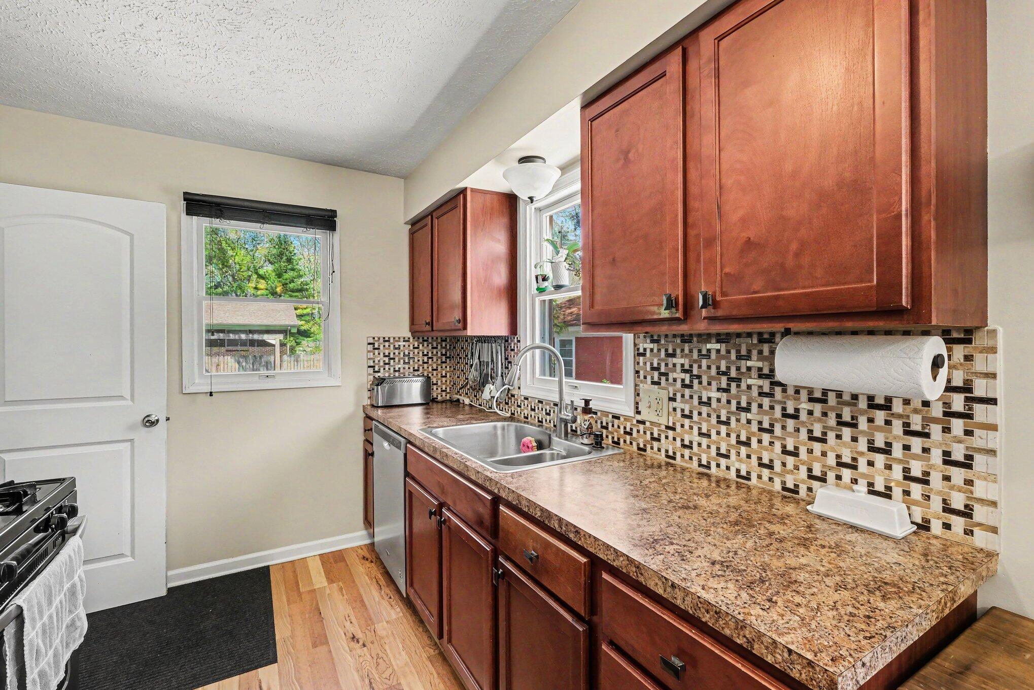 237 Nora Street SE Grand Rapids MI 49548