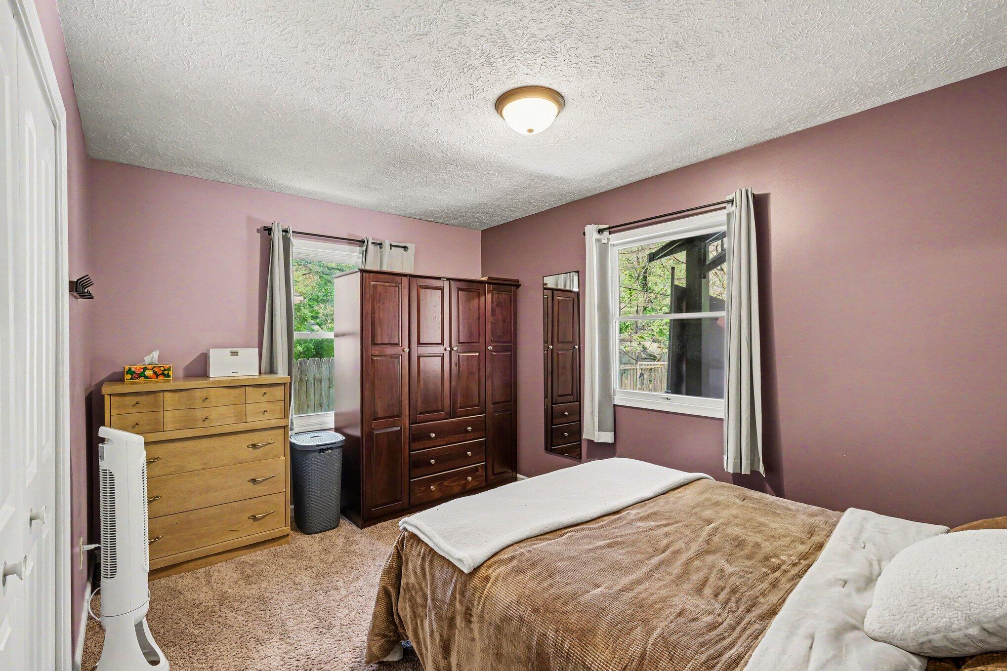 237 Nora Street SE Grand Rapids MI 49548