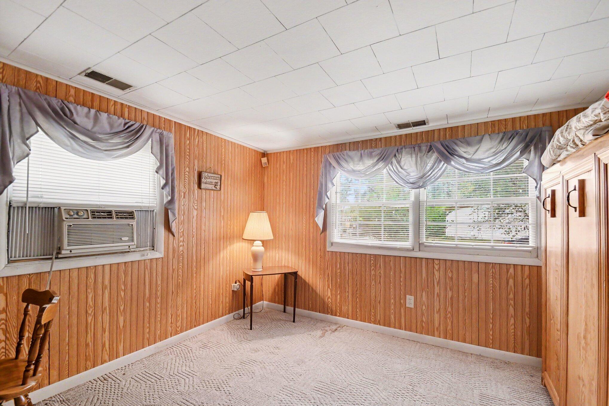 24675 Chestnut Street Dowagiac MI 49047