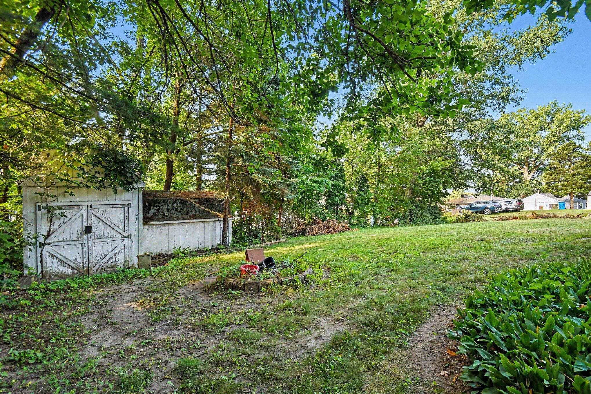 24675 Chestnut Street Dowagiac MI 49047