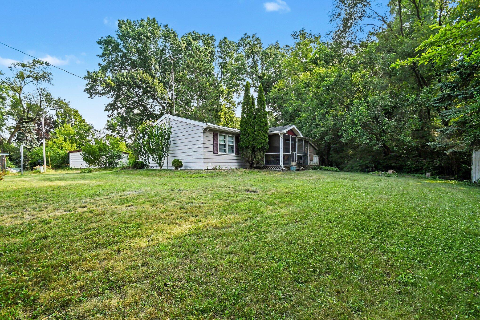 24675 Chestnut Street Dowagiac MI 49047