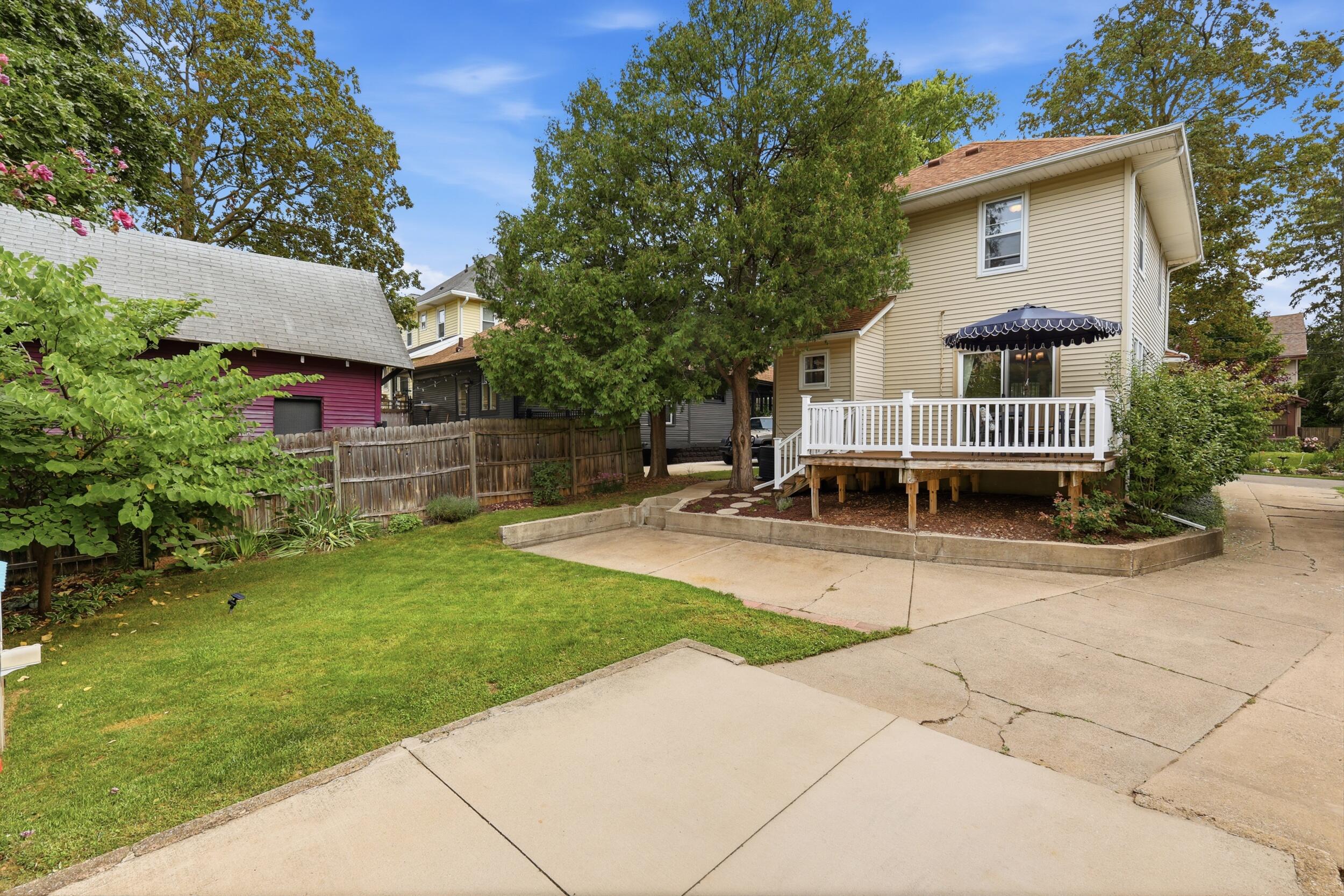 45 Benjamin Avenue NE Grand Rapids MI 49503
