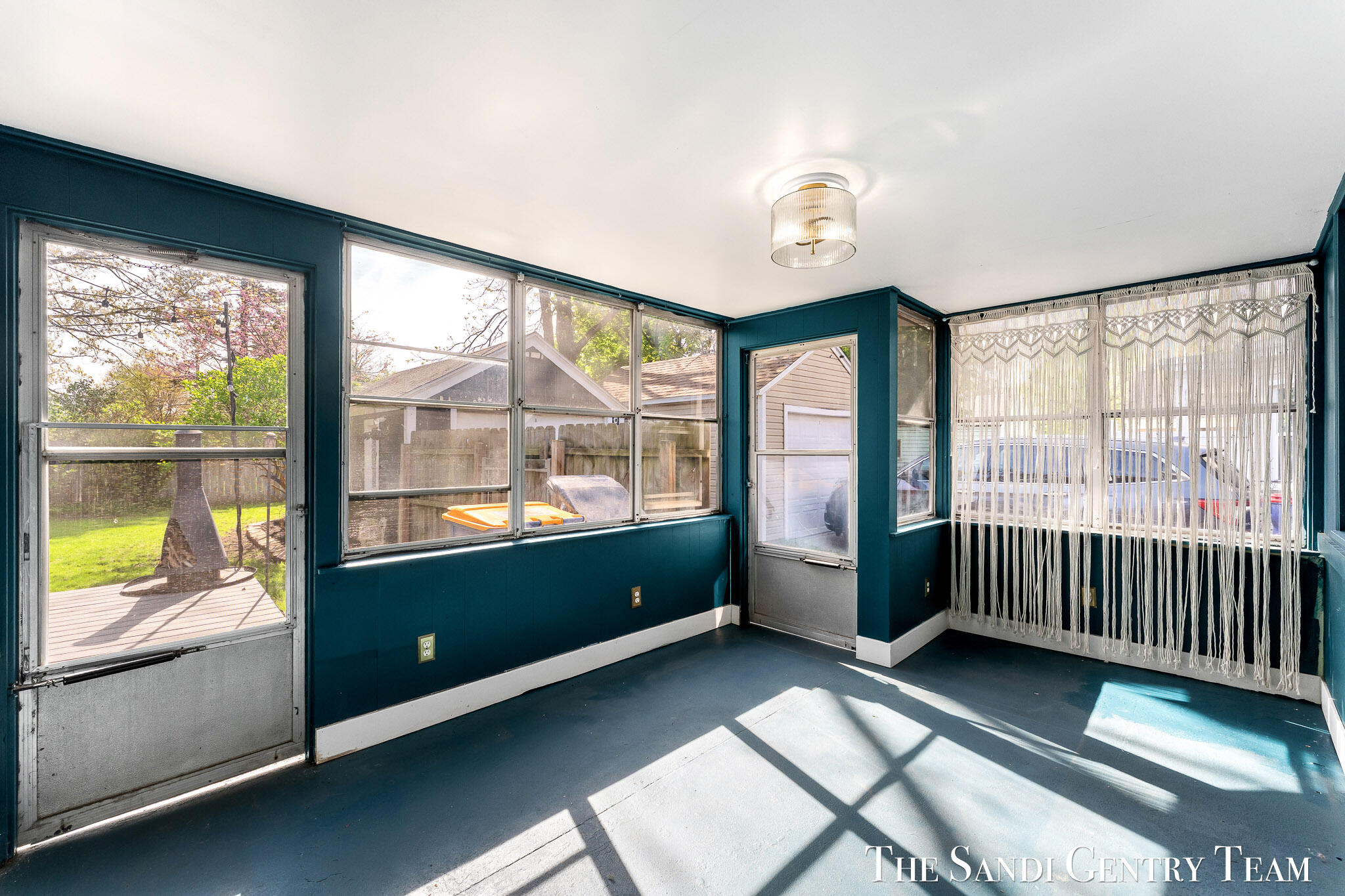 2414 Paris Avenue SE Grand Rapids MI 49507