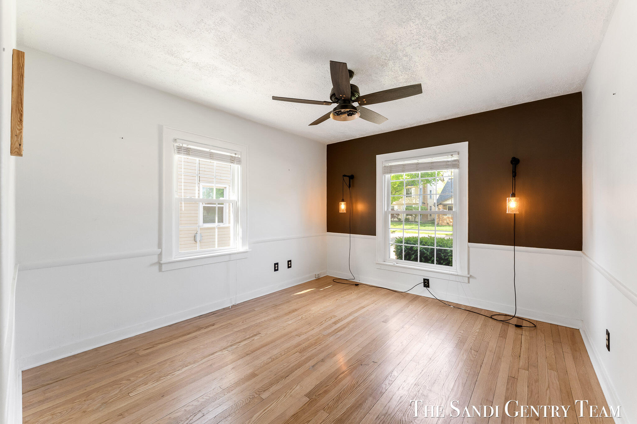 2414 Paris Avenue SE Grand Rapids MI 49507
