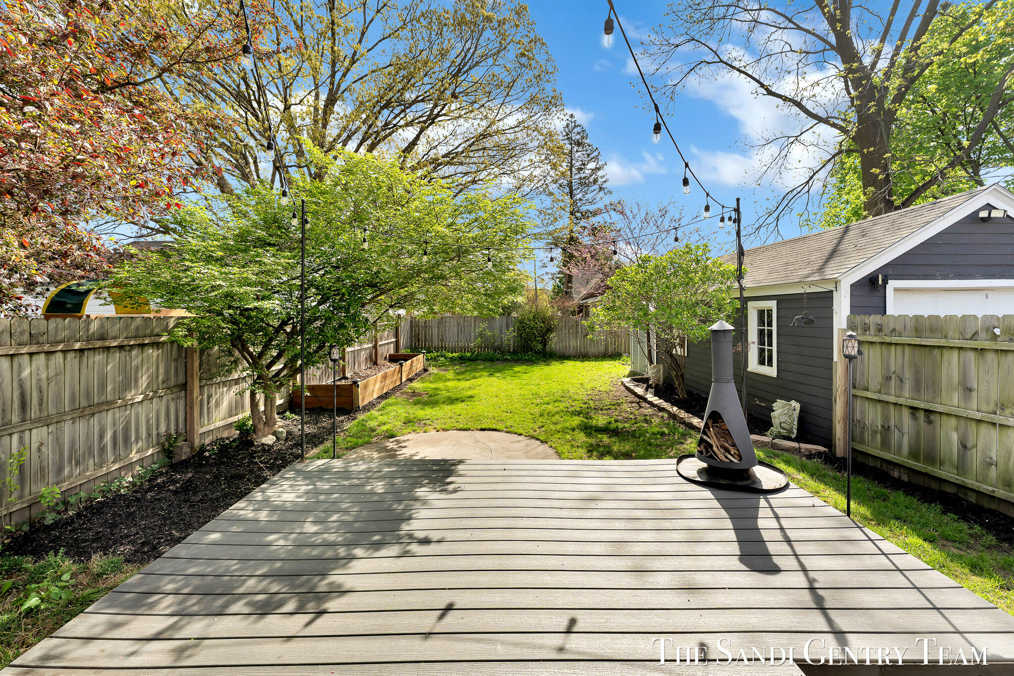 2414 Paris Avenue SE Grand Rapids MI 49507