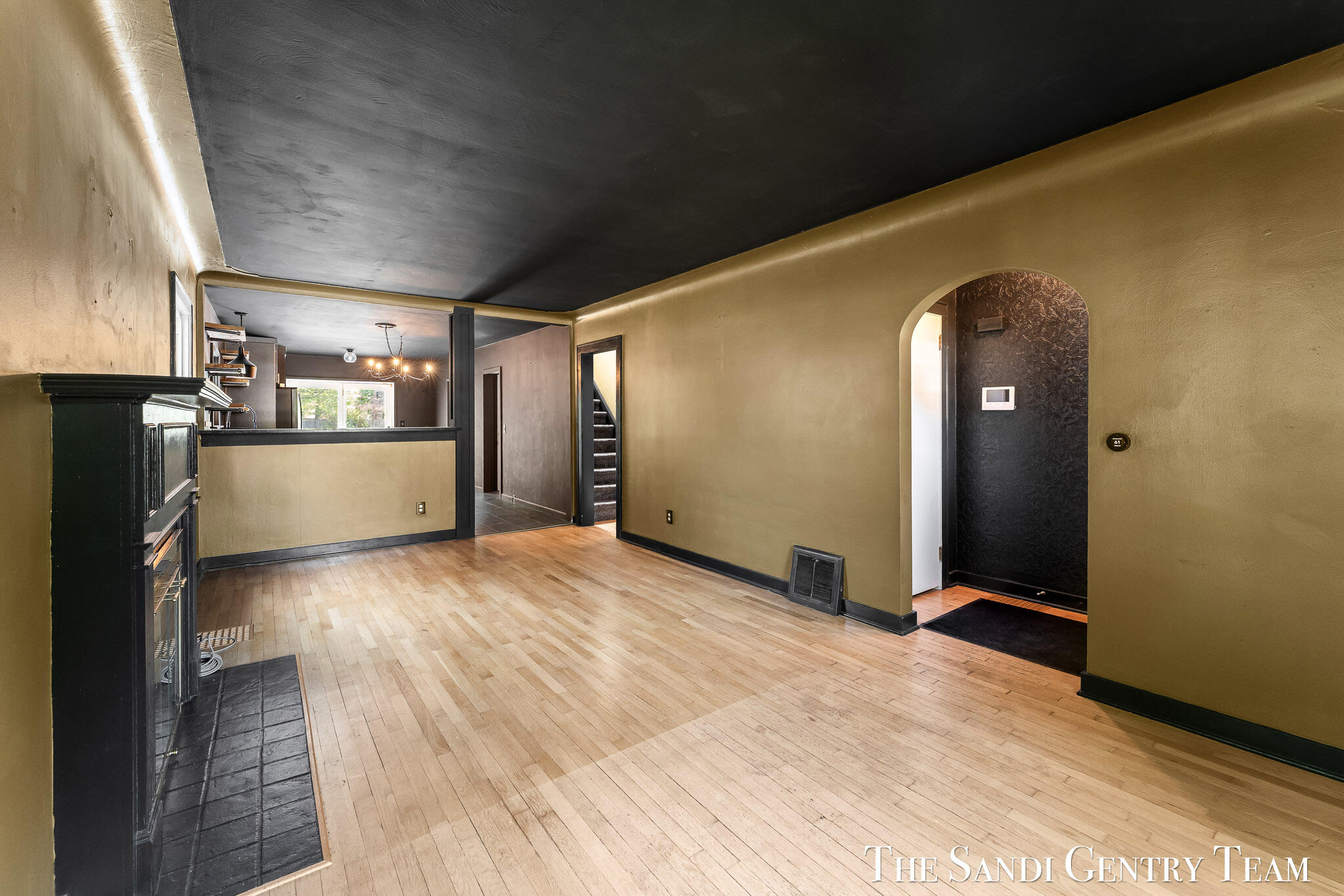 2414 Paris Avenue SE Grand Rapids MI 49507