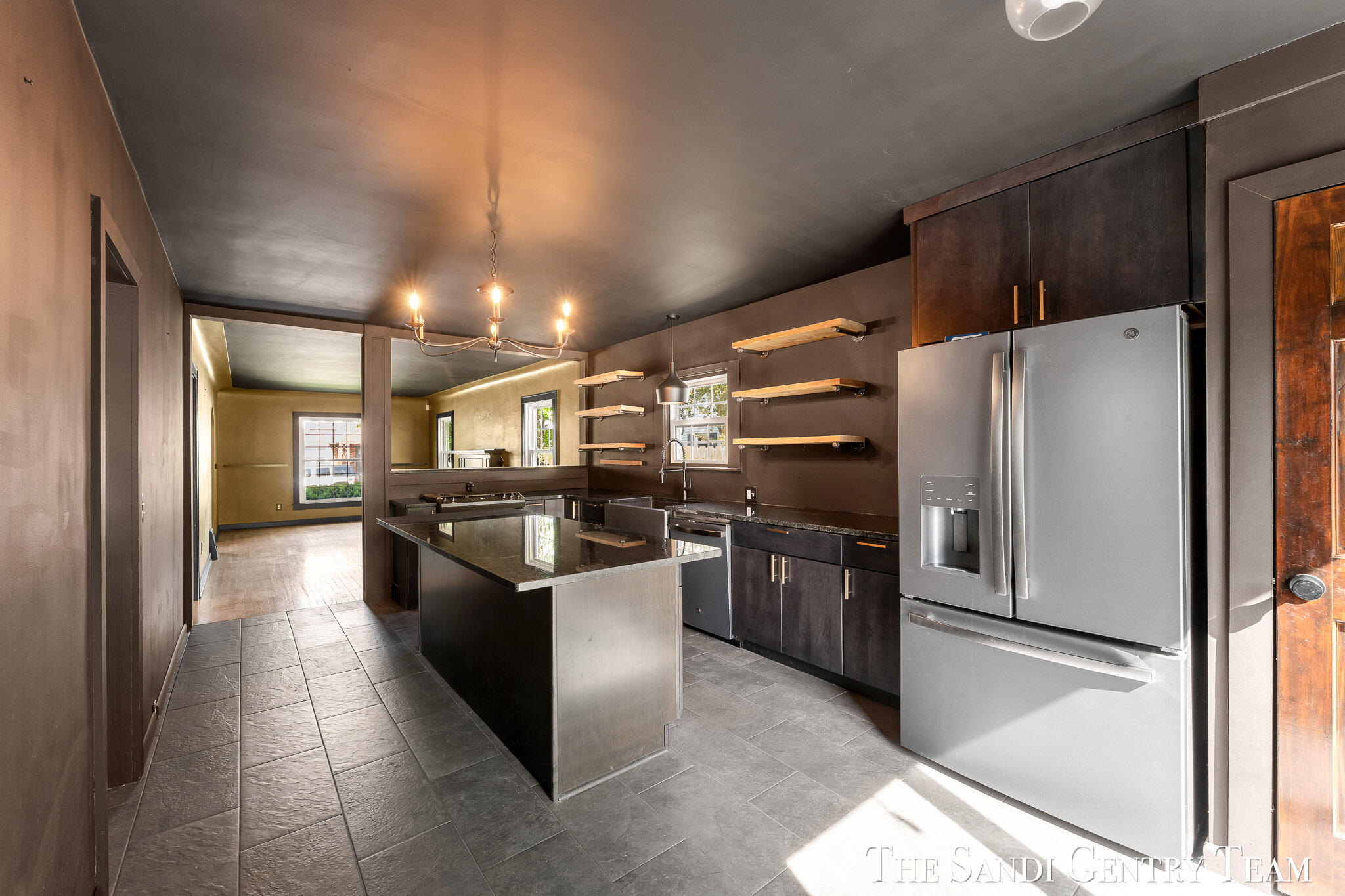 2414 Paris Avenue SE Grand Rapids MI 49507