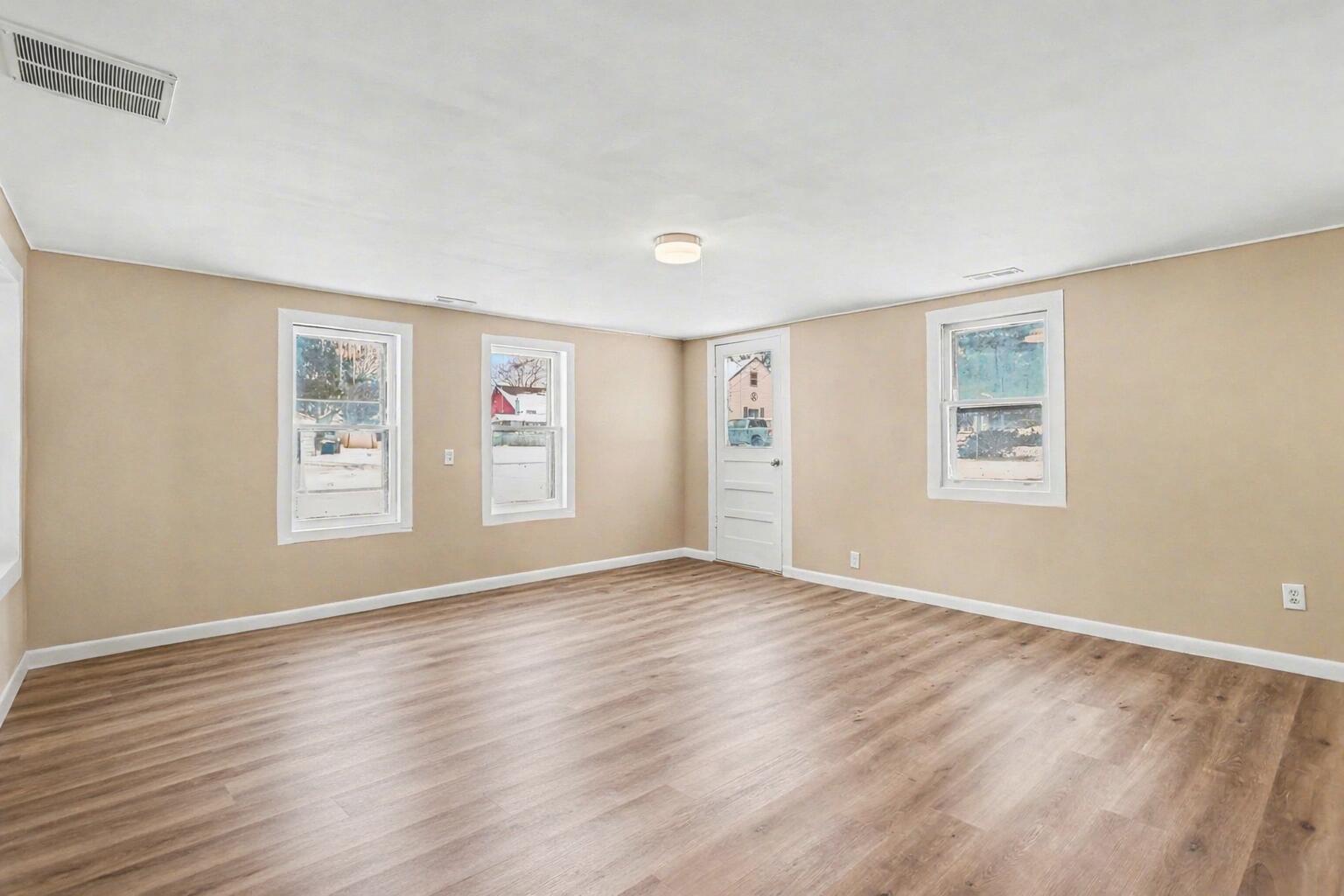 1118 Willis Avenue Kalamazoo MI 49048
