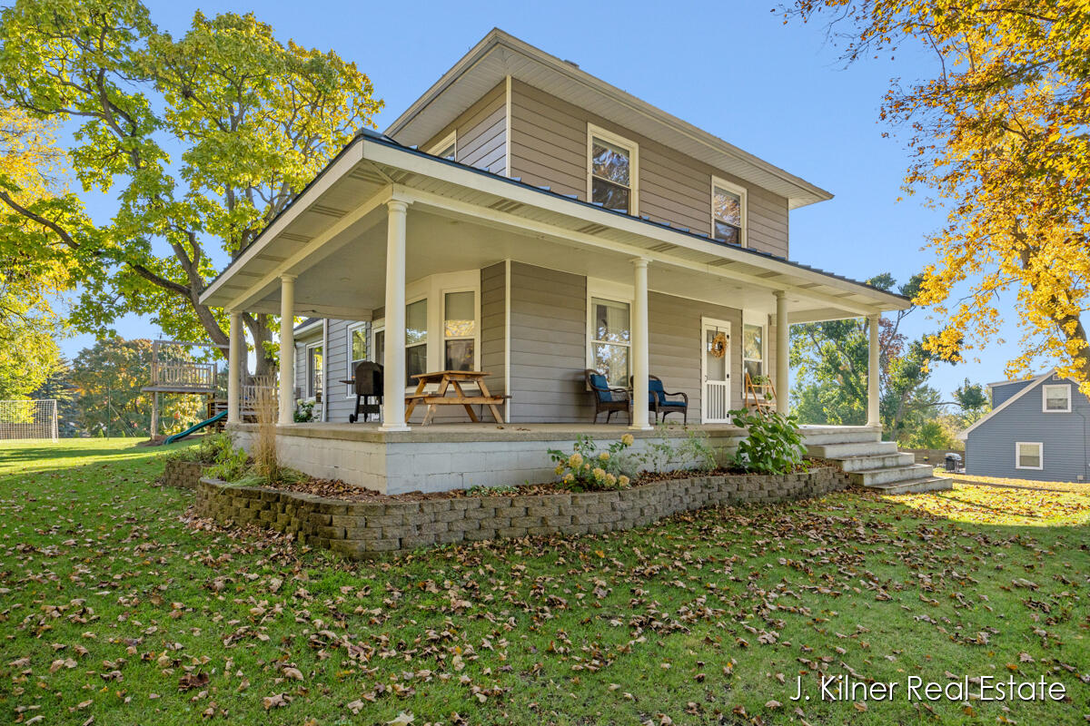 950 Covell Avenue NW Grand Rapids MI 49504