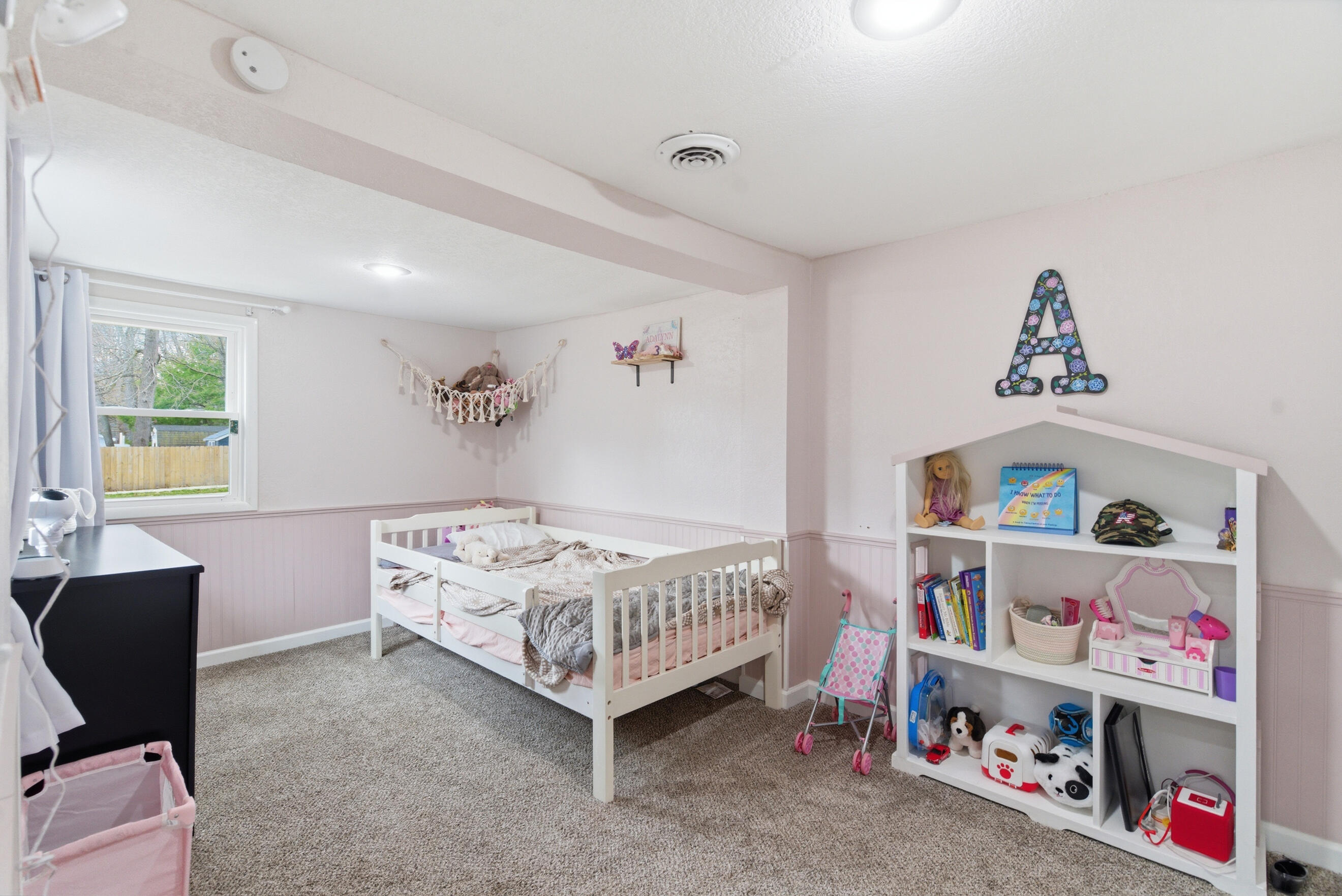 2428 Edgewood Drive Kalamazoo MI 49008