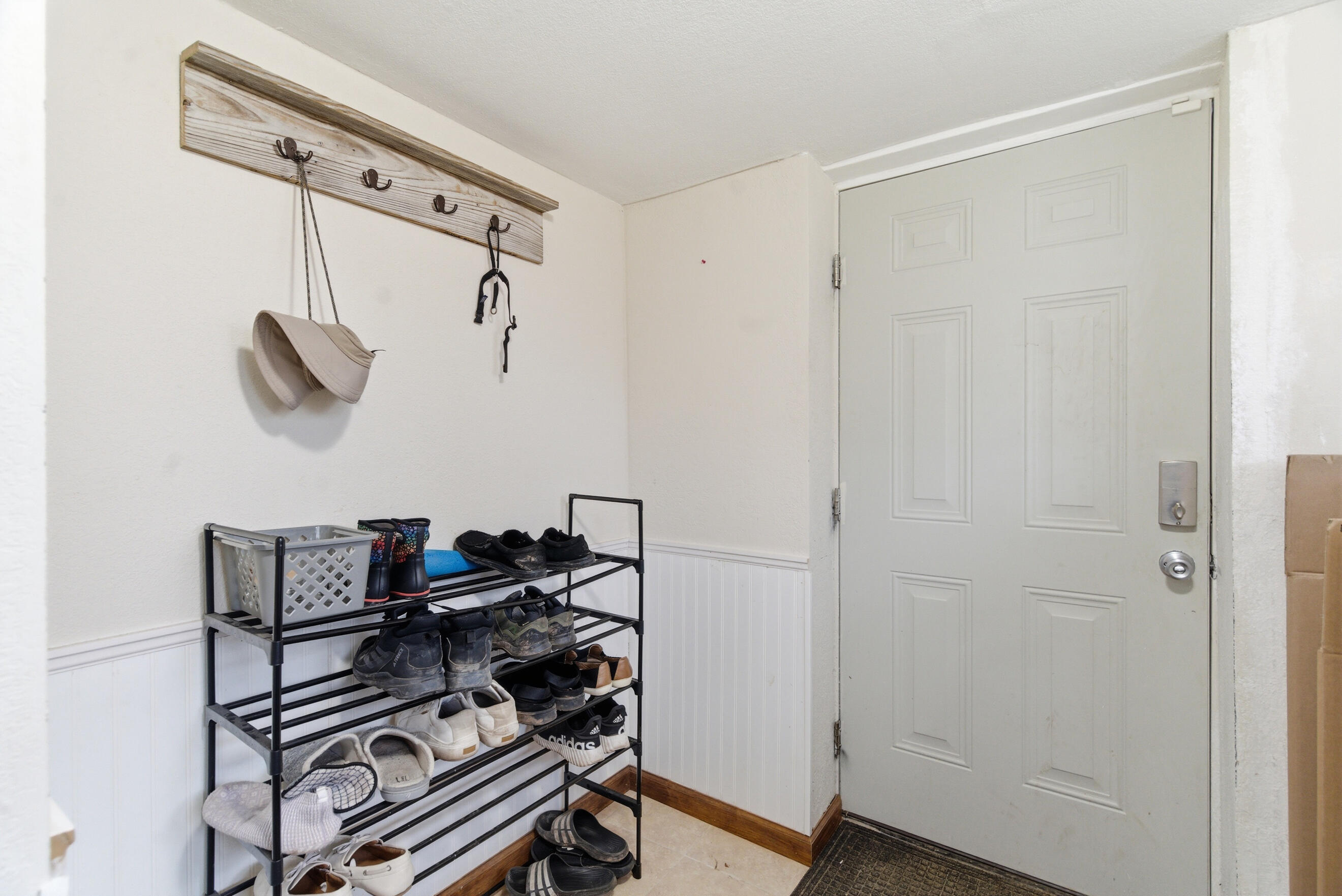 2428 Edgewood Drive Kalamazoo MI 49008