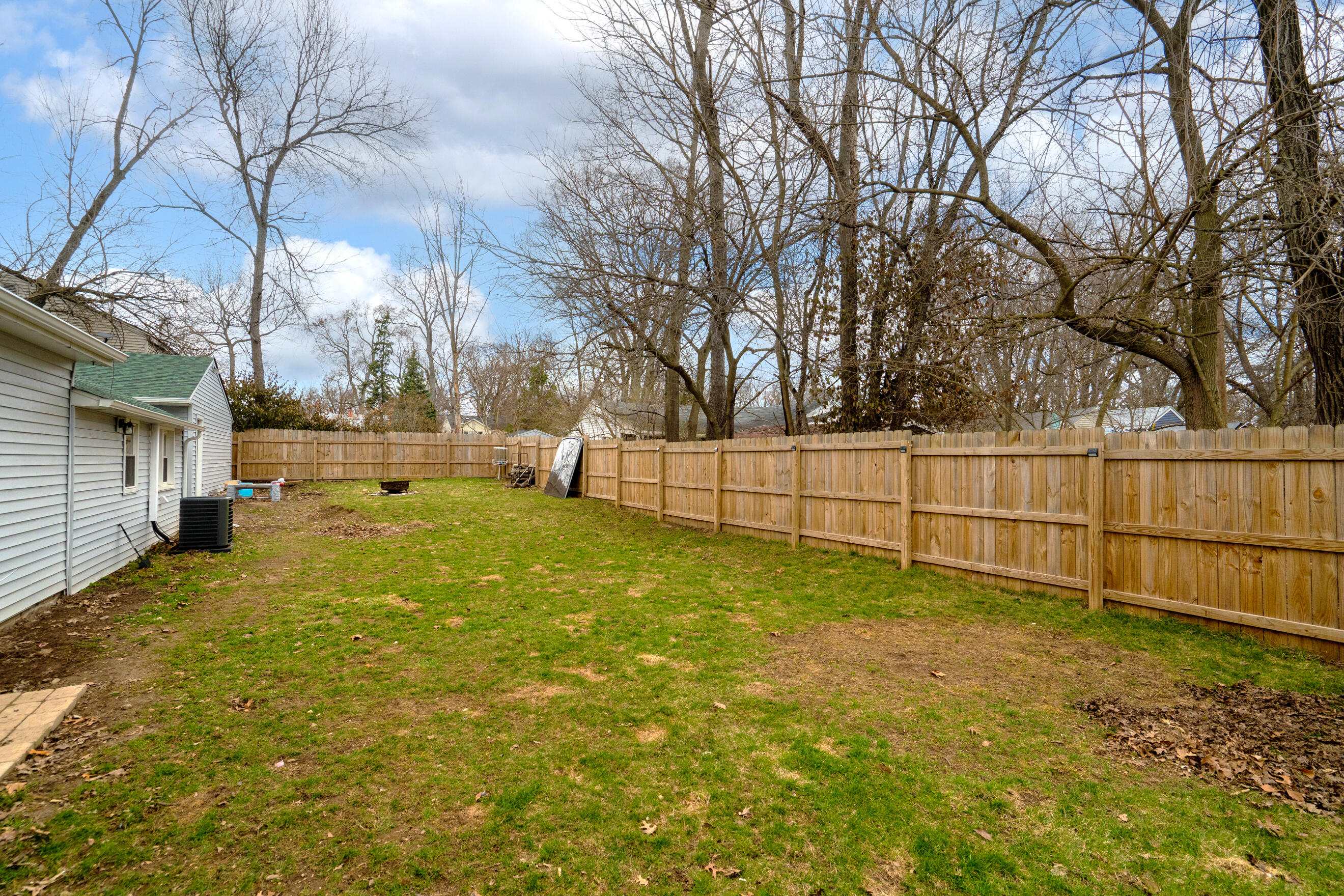 2428 Edgewood Drive Kalamazoo MI 49008