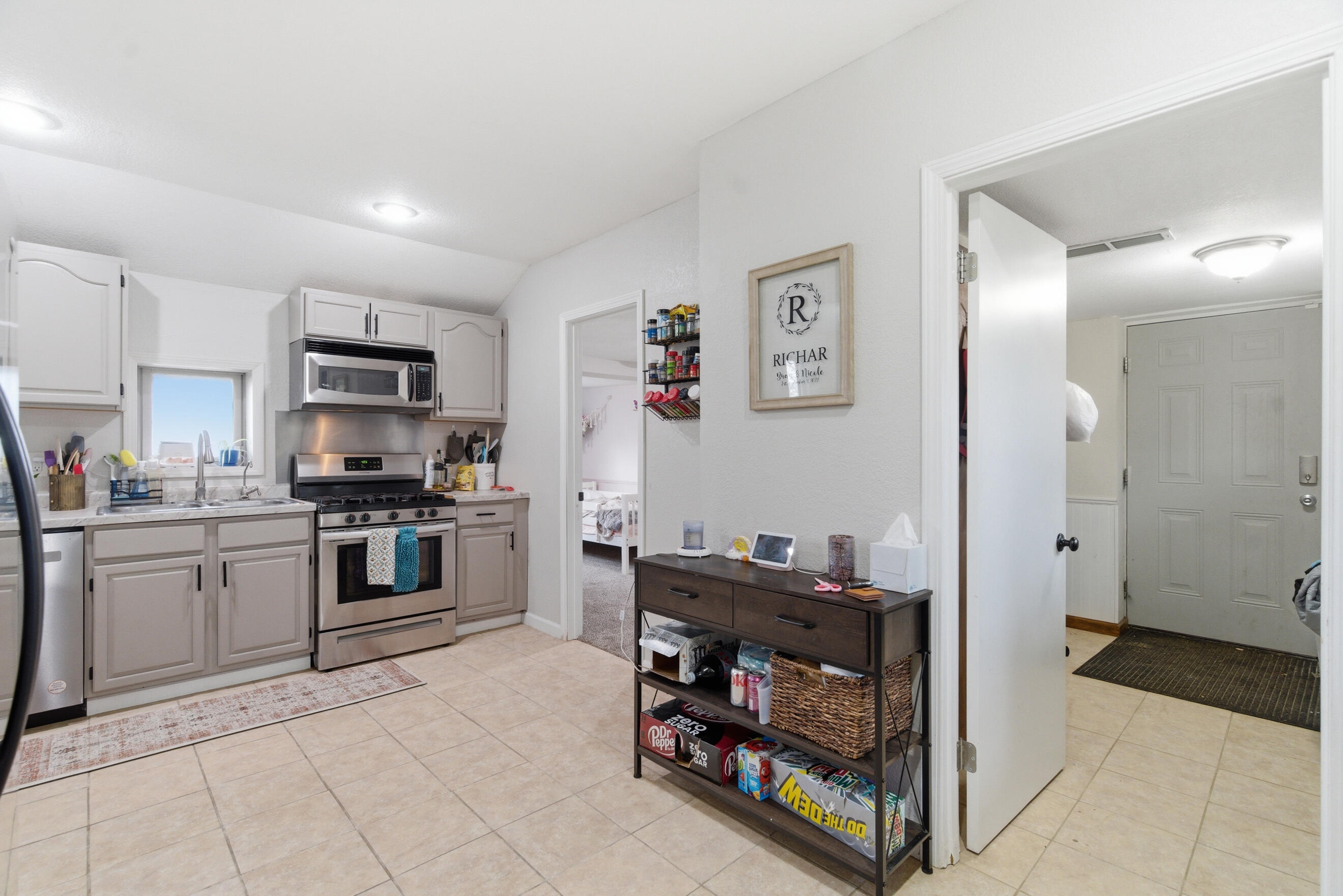 2428 Edgewood Drive Kalamazoo MI 49008