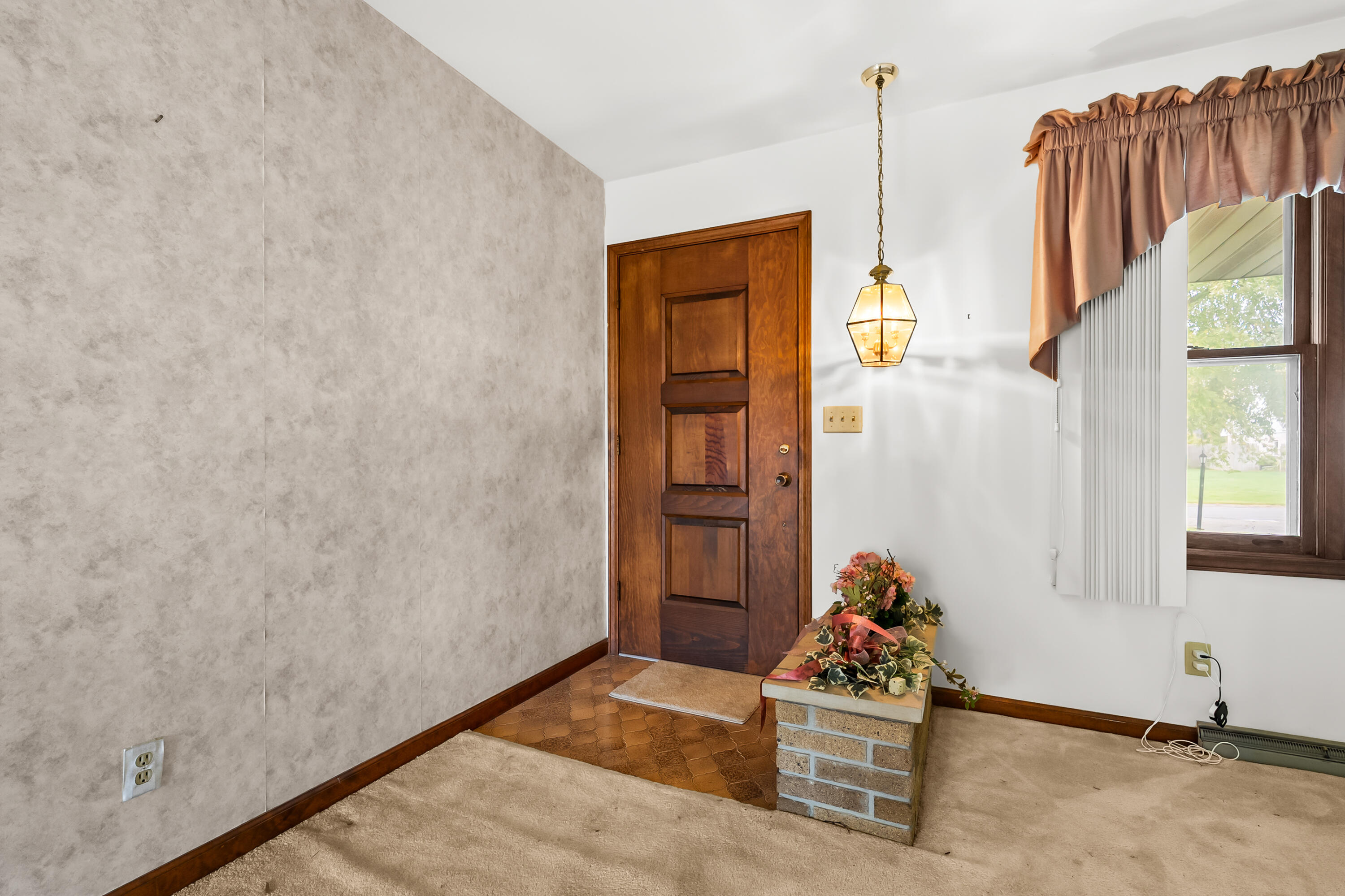 2197 Linda Lane Benton Harbor MI 49022