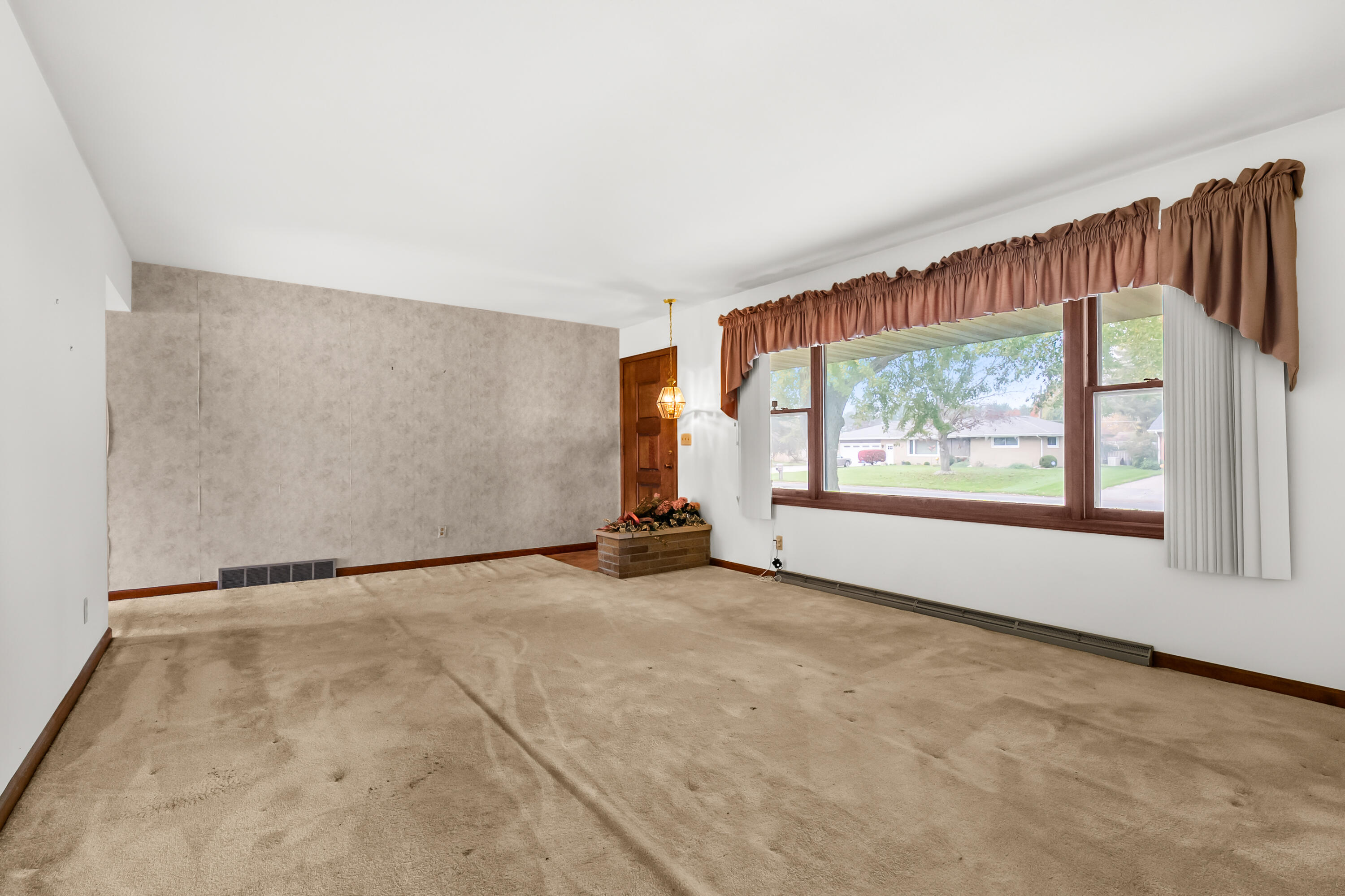 2197 Linda Lane Benton Harbor MI 49022