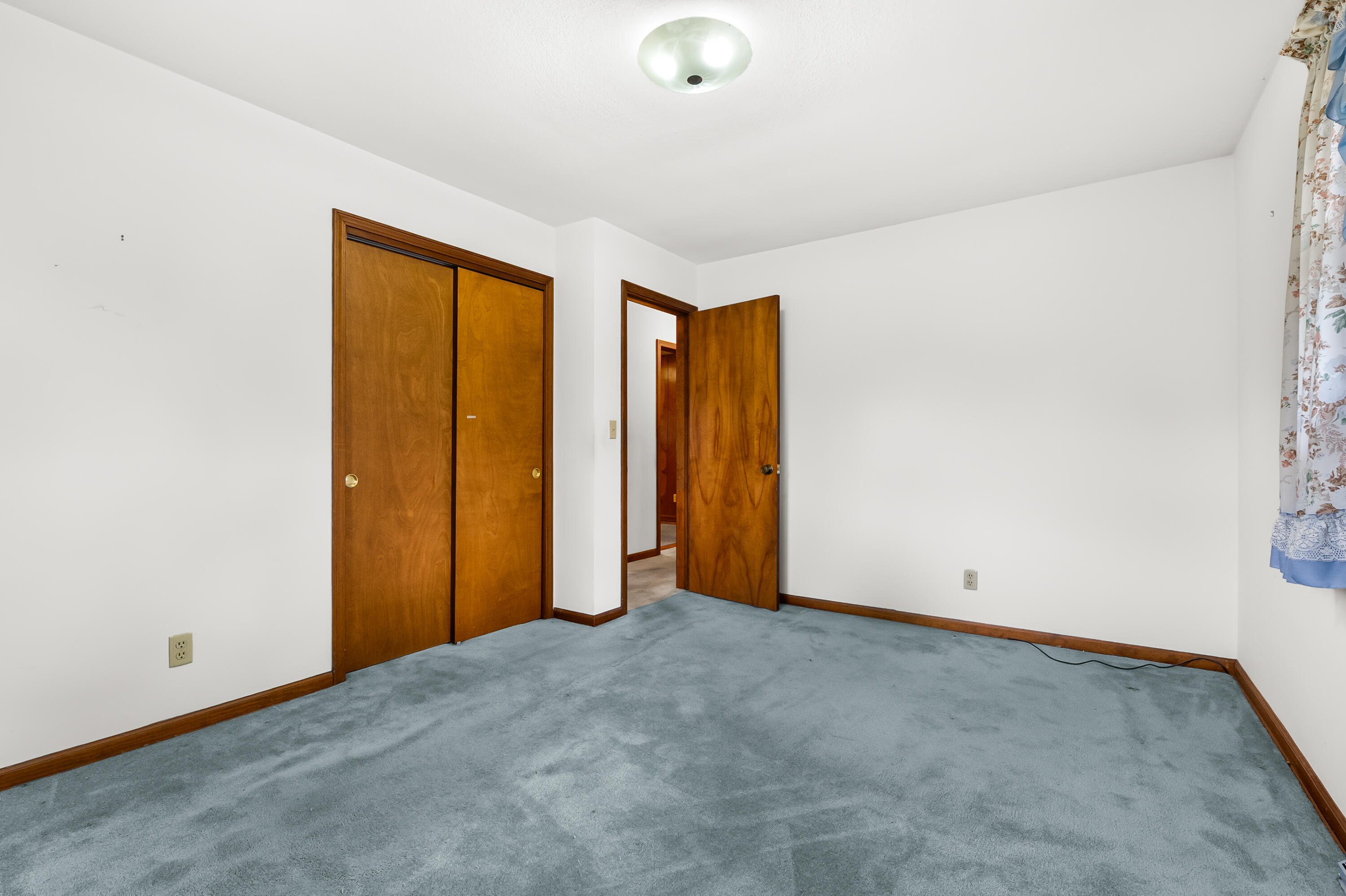 2197 Linda Lane Benton Harbor MI 49022