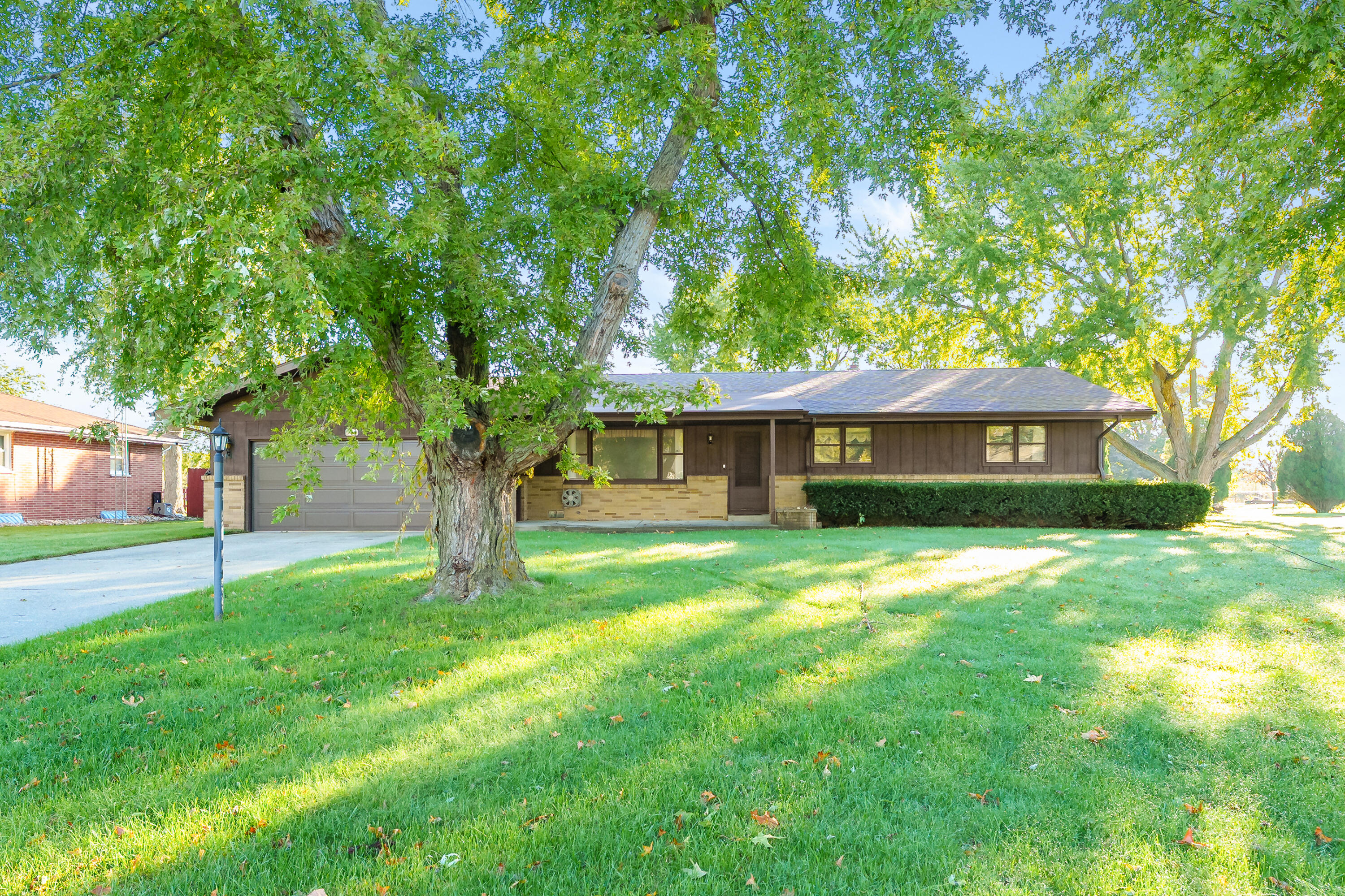 2197 Linda Lane Benton Harbor MI 49022