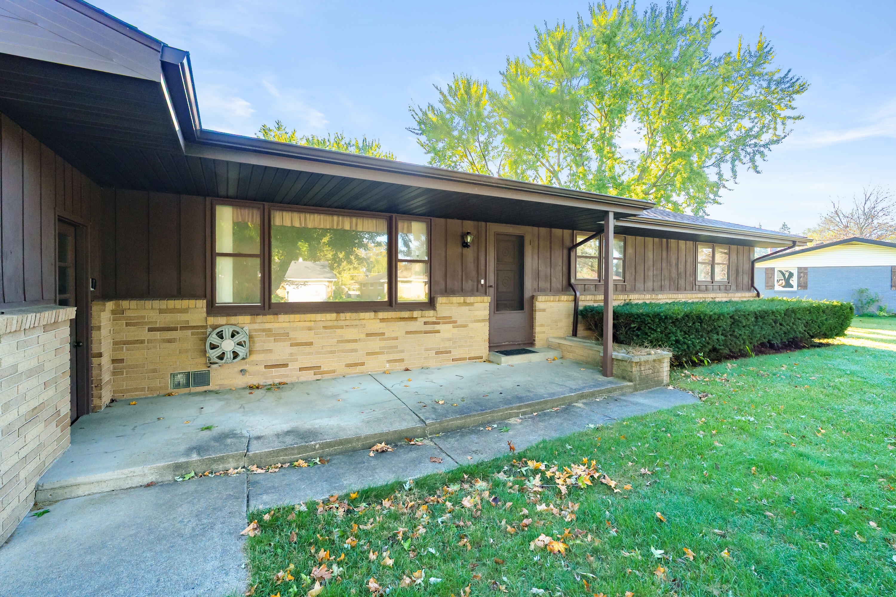 2197 Linda Lane Benton Harbor MI 49022