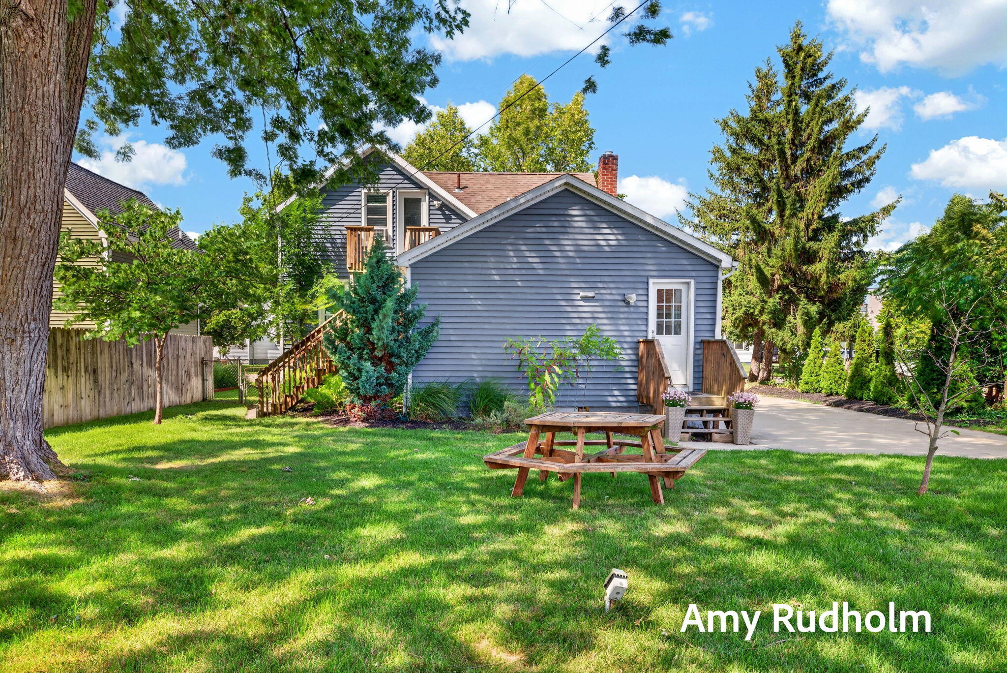 532 Jackson Avenue Grand Haven MI 49417