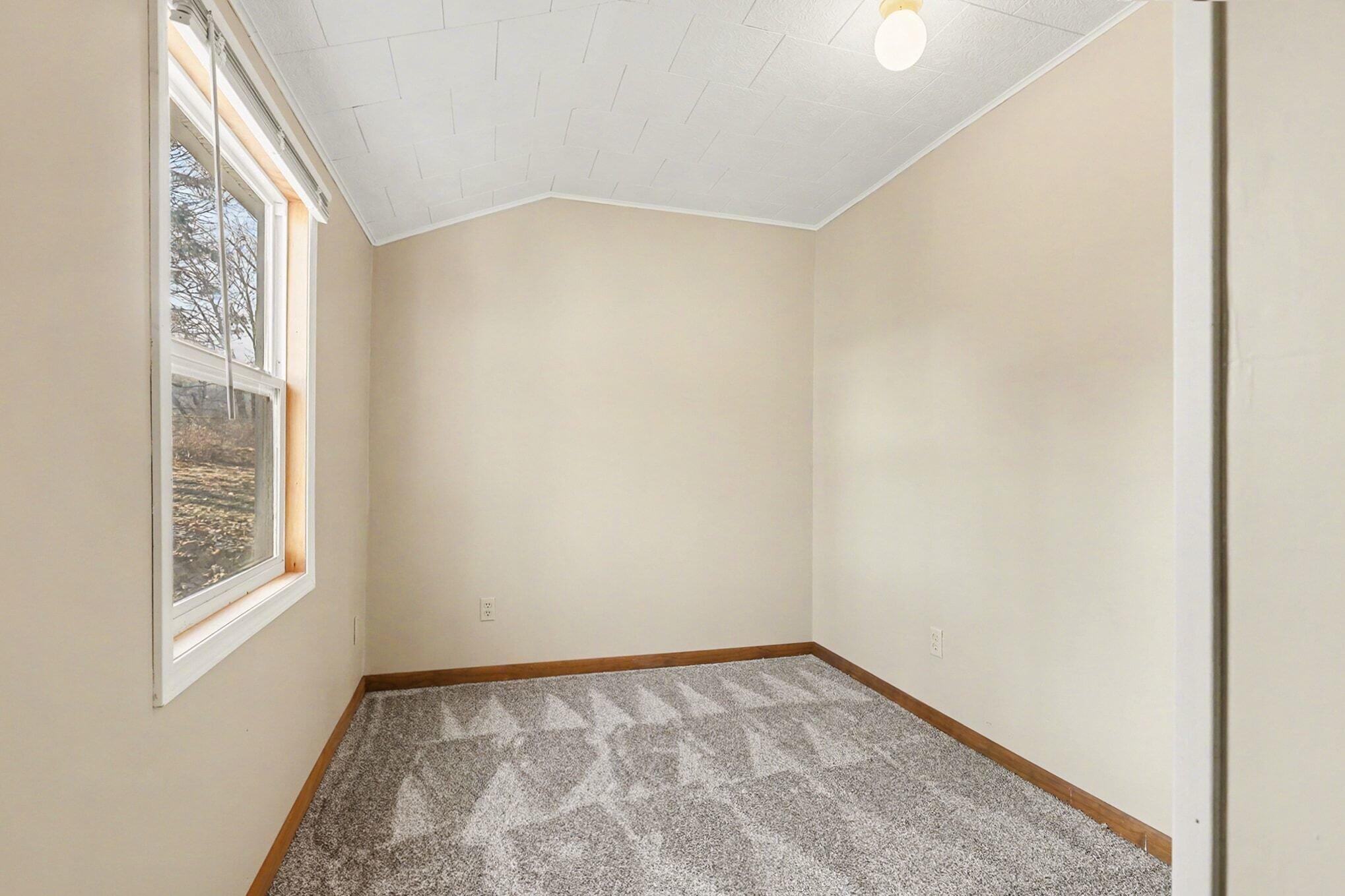 9558 Belding Road NE Rockford MI 49341