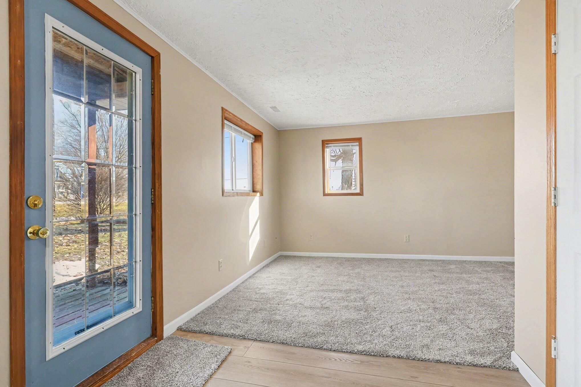 9558 Belding Road NE Rockford MI 49341