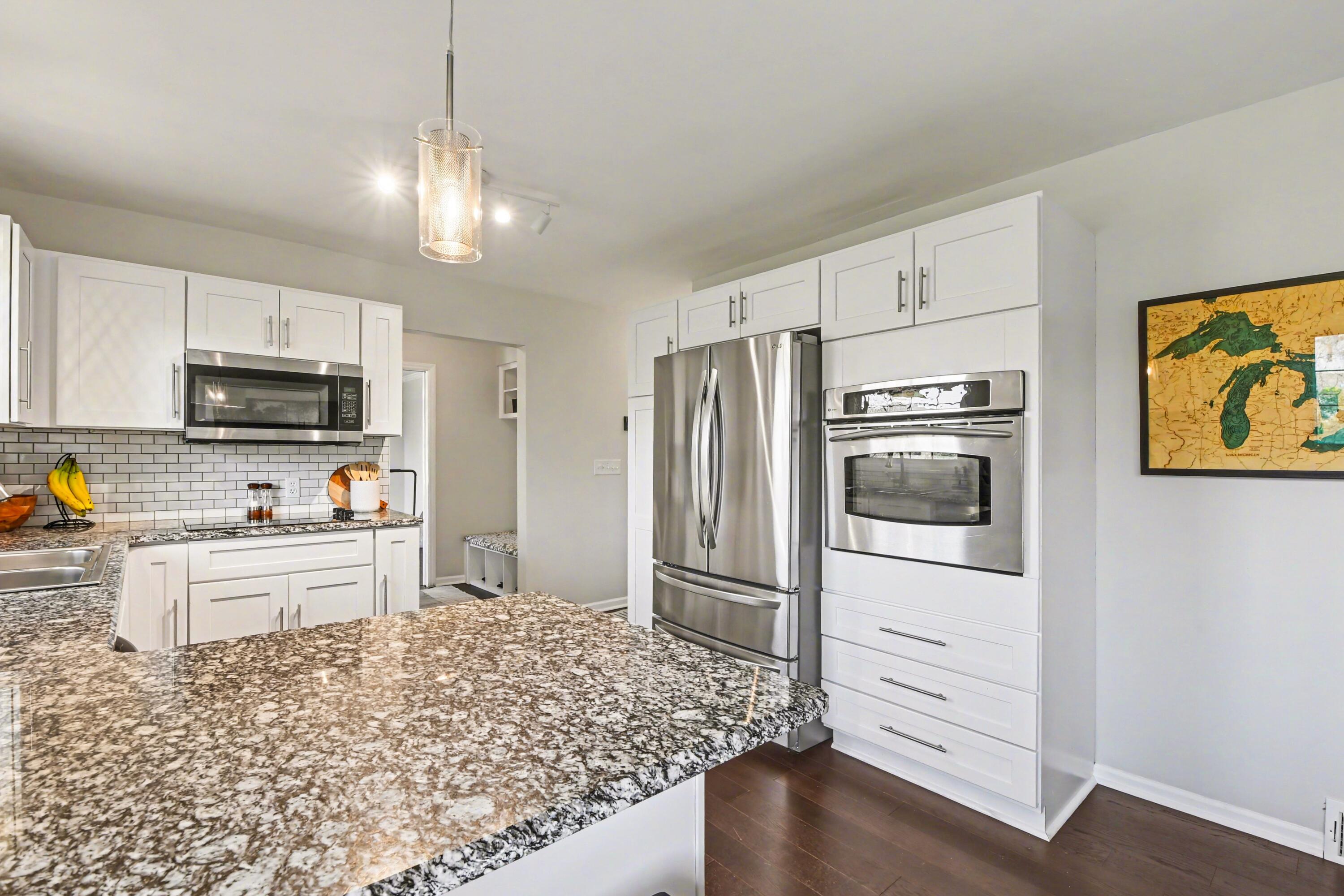1658 Millbrook Street SE Grand Rapids MI 49508