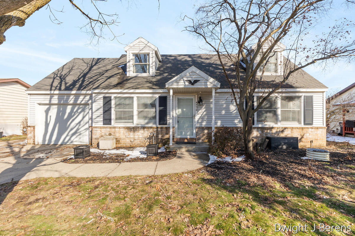 4736 Wolf Run Avenue SE Grand Rapids MI 49548