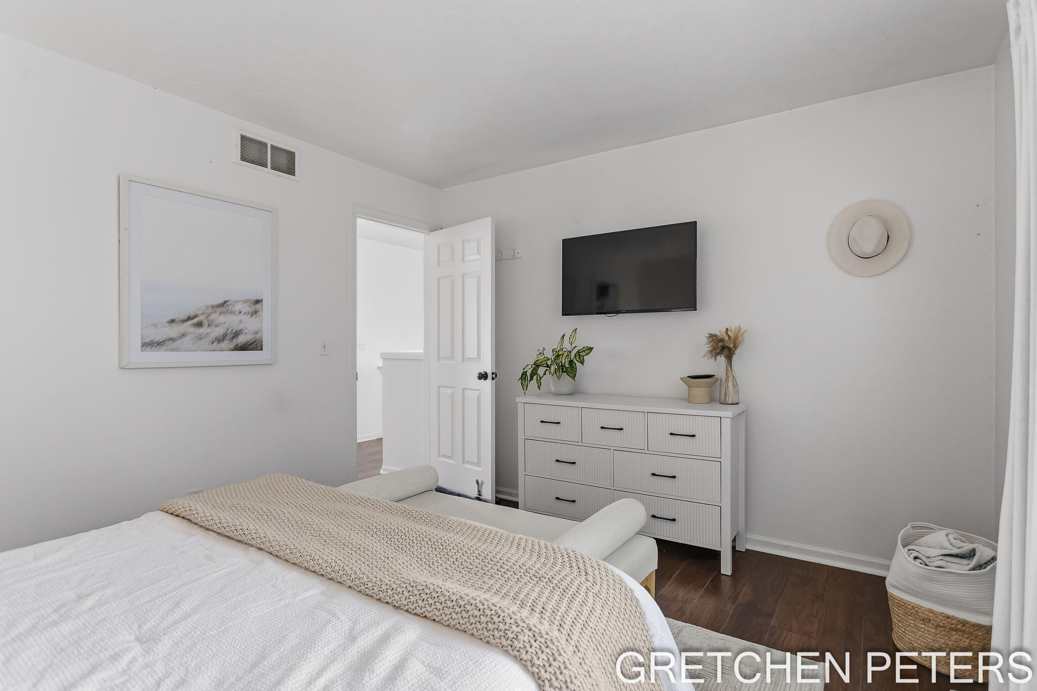 3284 Crystal Valley Court Holland MI 49424