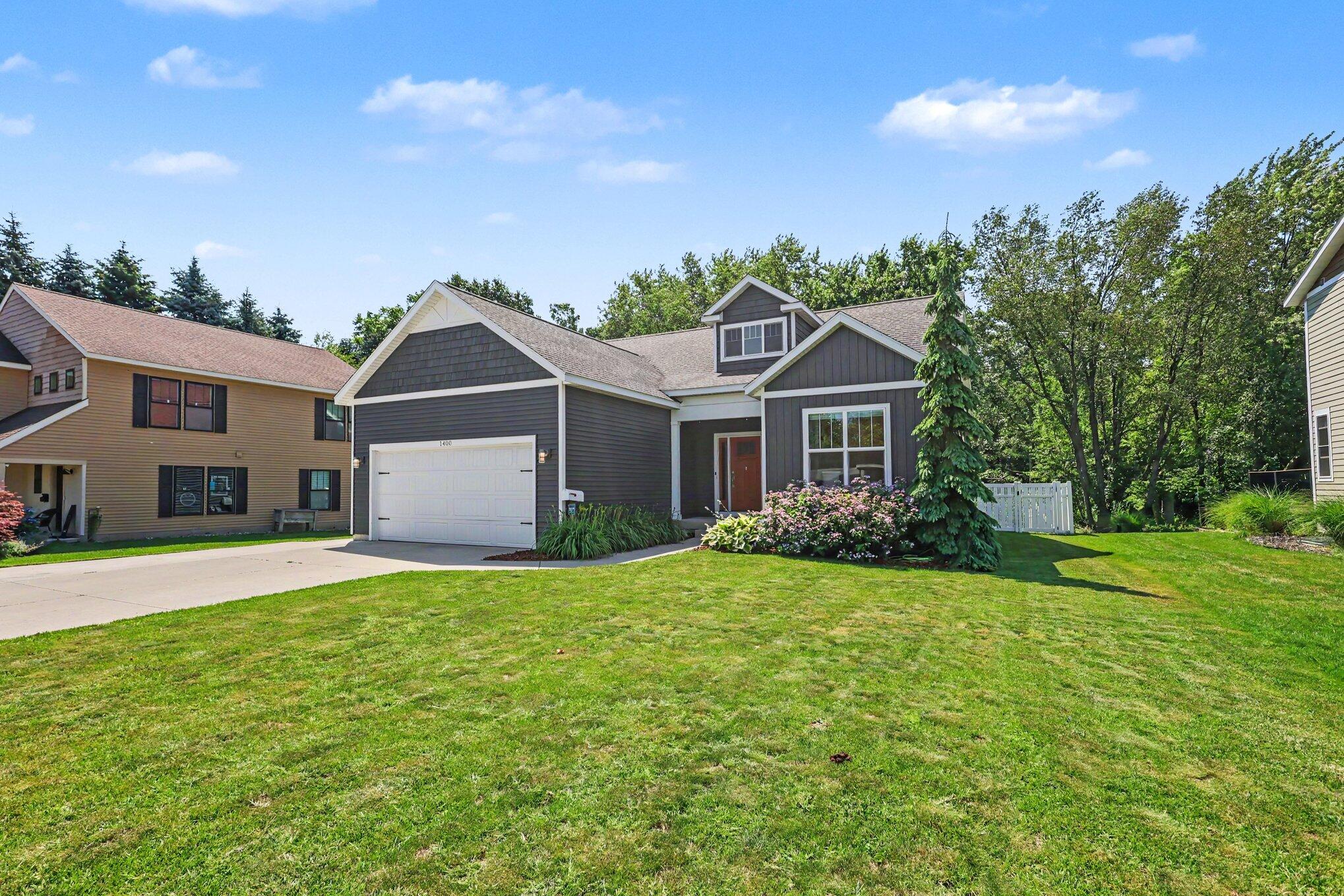 Grand Haven MI, 1400 Taylor Avenue