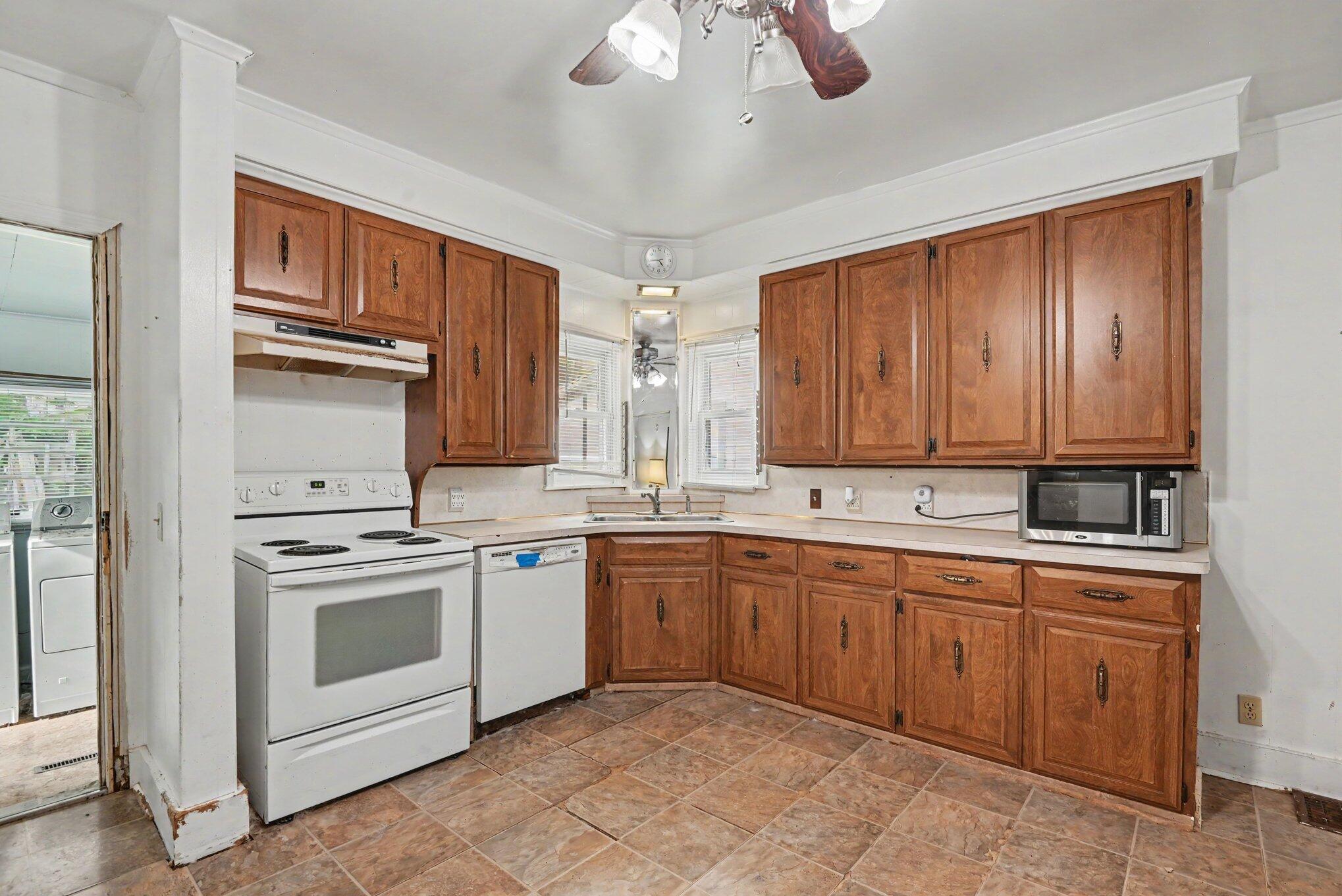 148 E Emerson Street Kalamazoo MI 49001