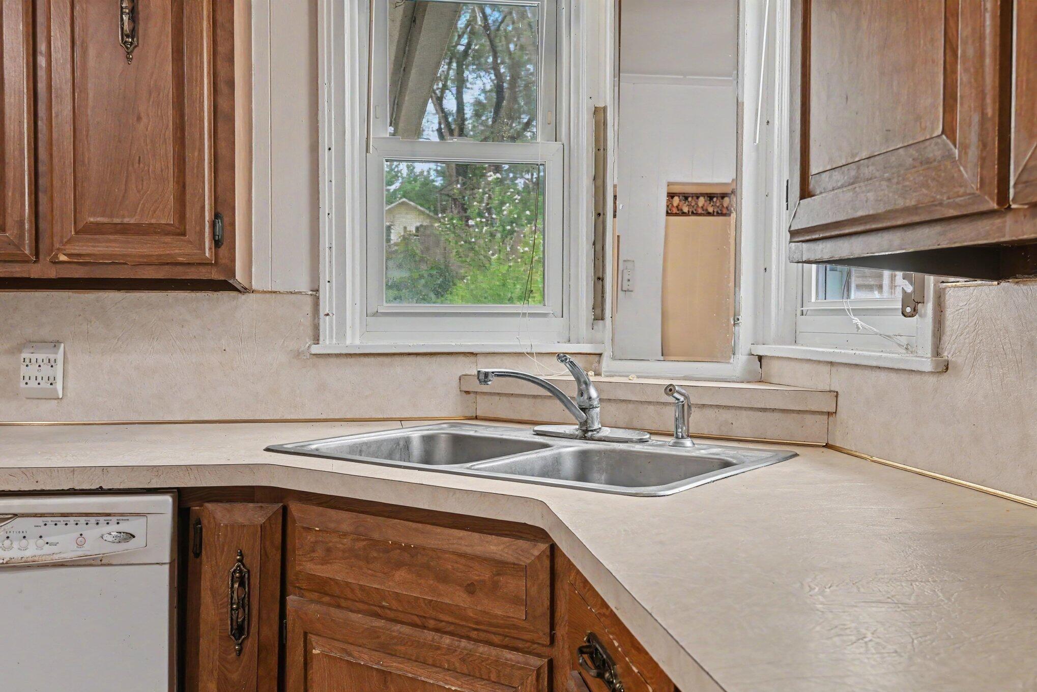 148 E Emerson Street Kalamazoo MI 49001