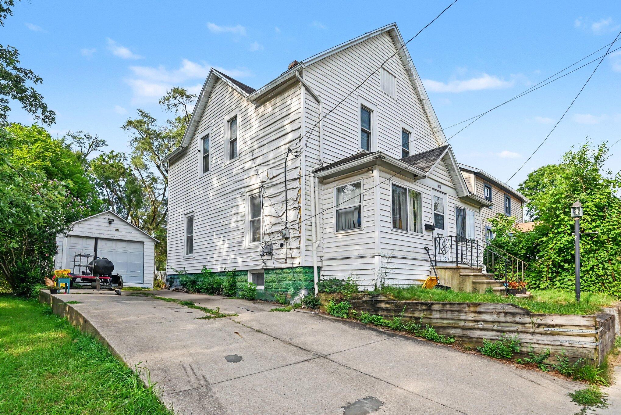 148 E Emerson Street Kalamazoo MI 49001