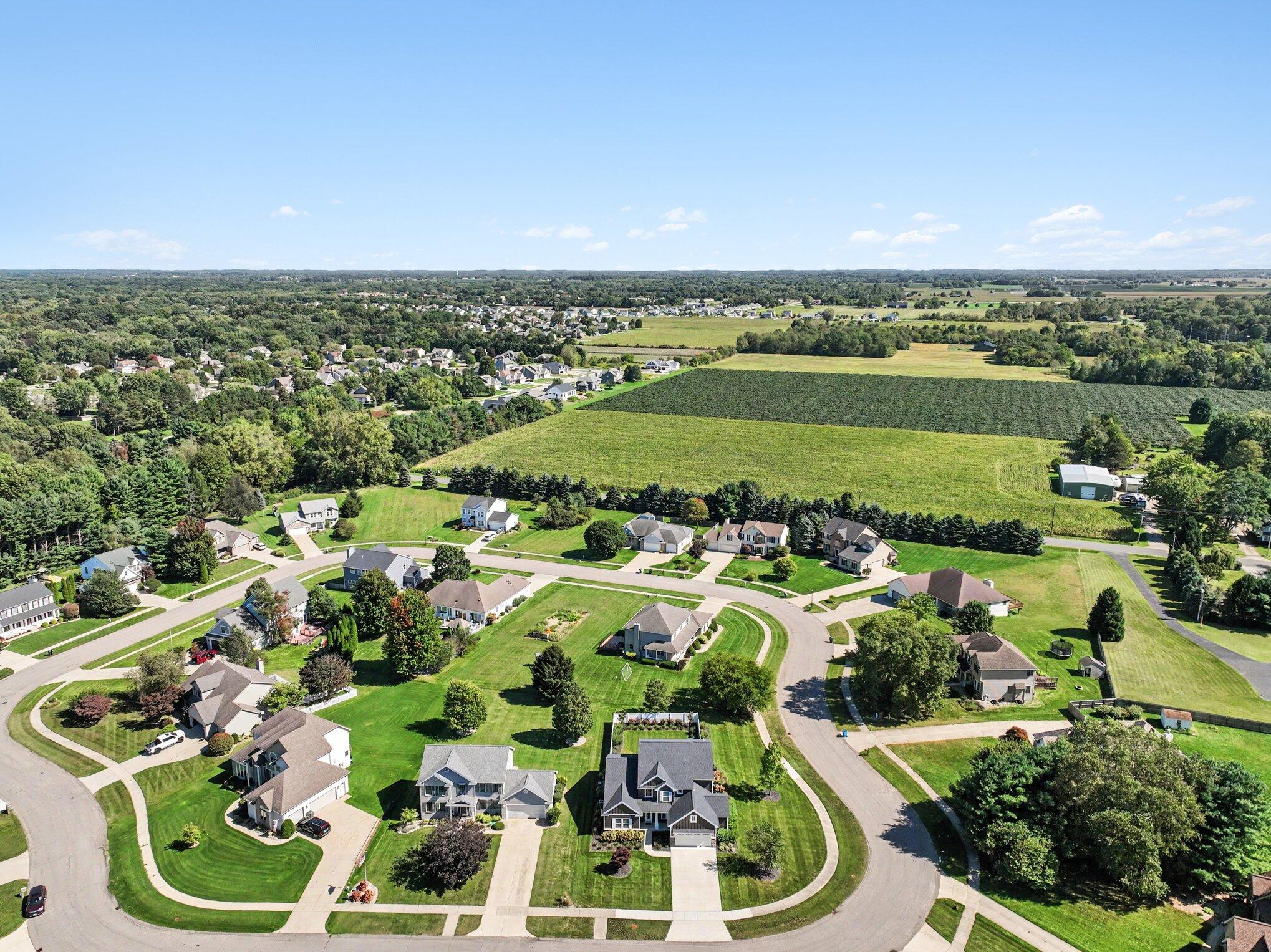 2600 Bell Circle Stevensville MI 49127