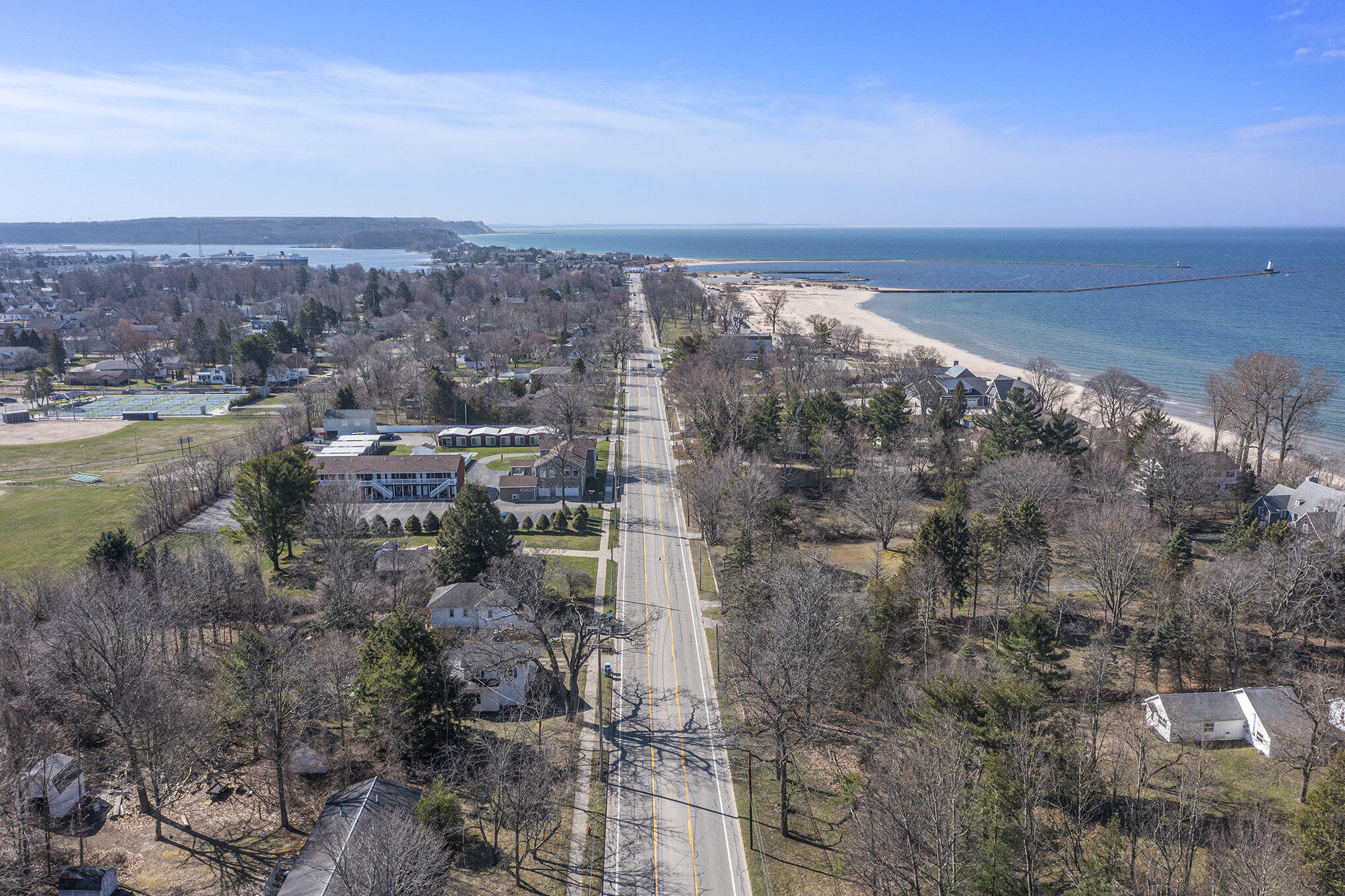 620 N Lakeshore Drive Ludington MI 49431