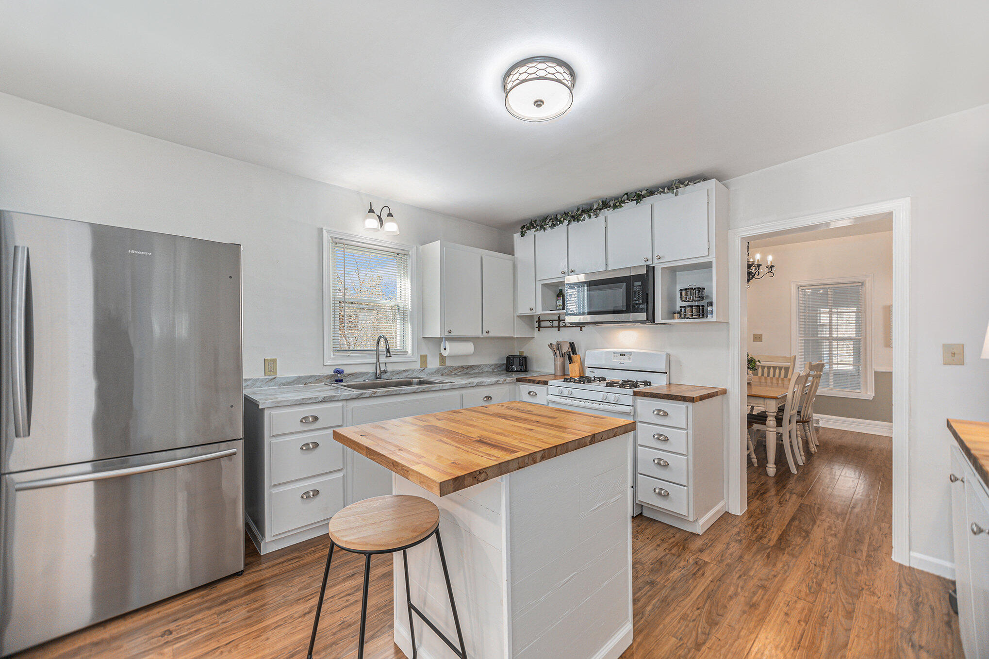 620 N Lakeshore Drive Ludington MI 49431
