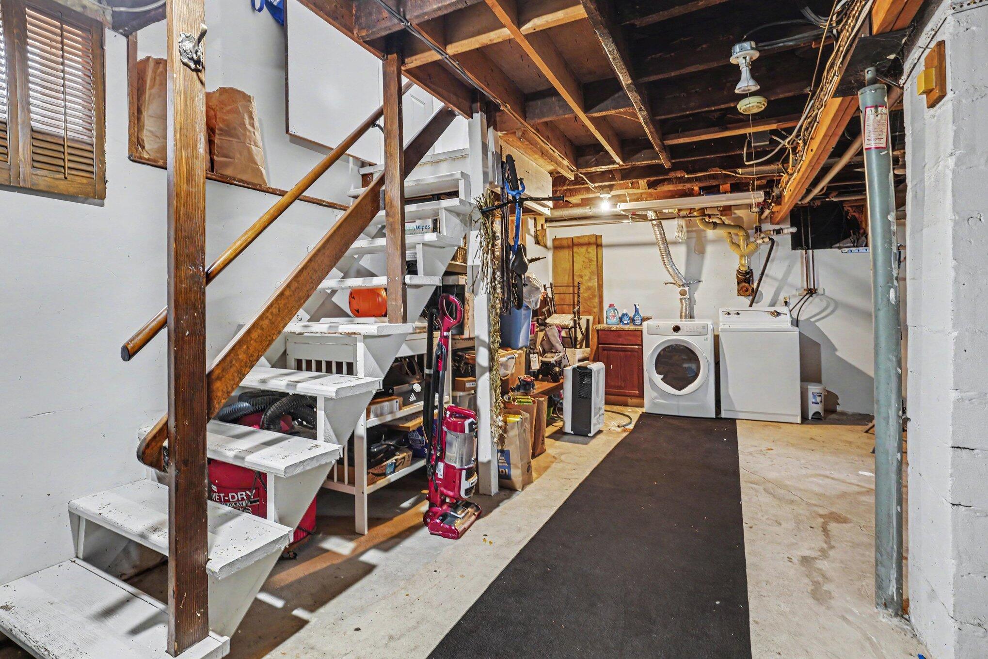 221 Nelson Avenue Kalamazoo MI 49006