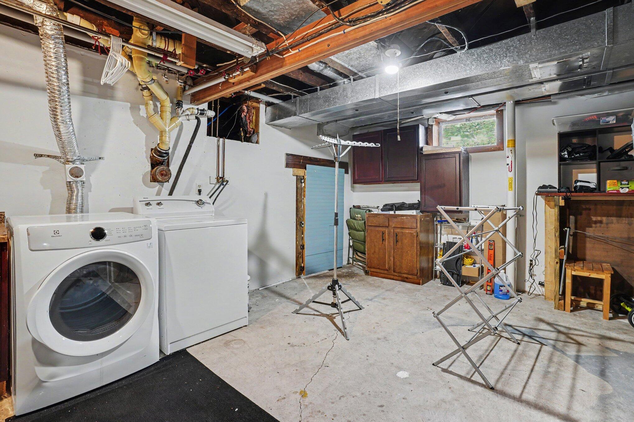 221 Nelson Avenue Kalamazoo MI 49006