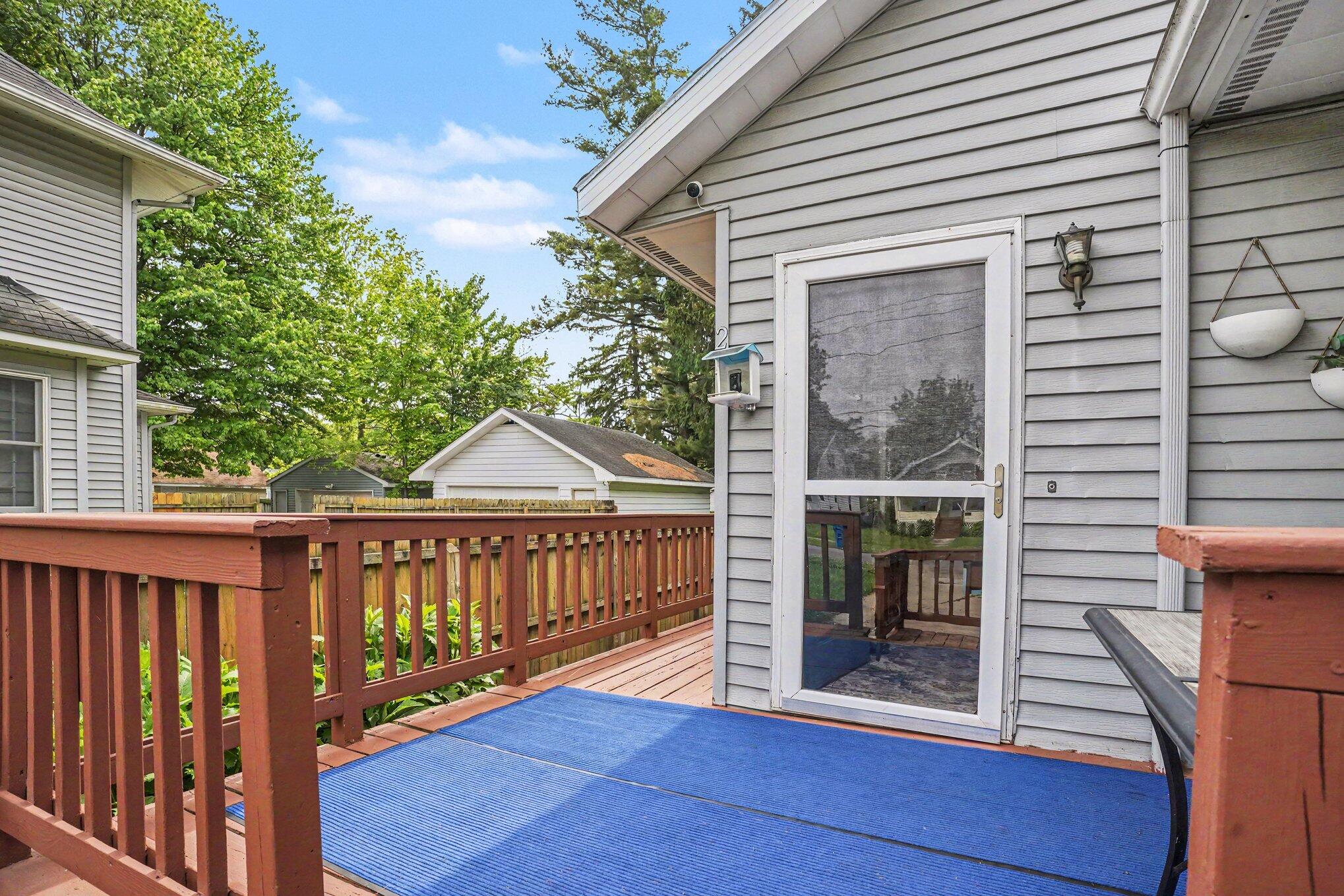 221 Nelson Avenue Kalamazoo MI 49006