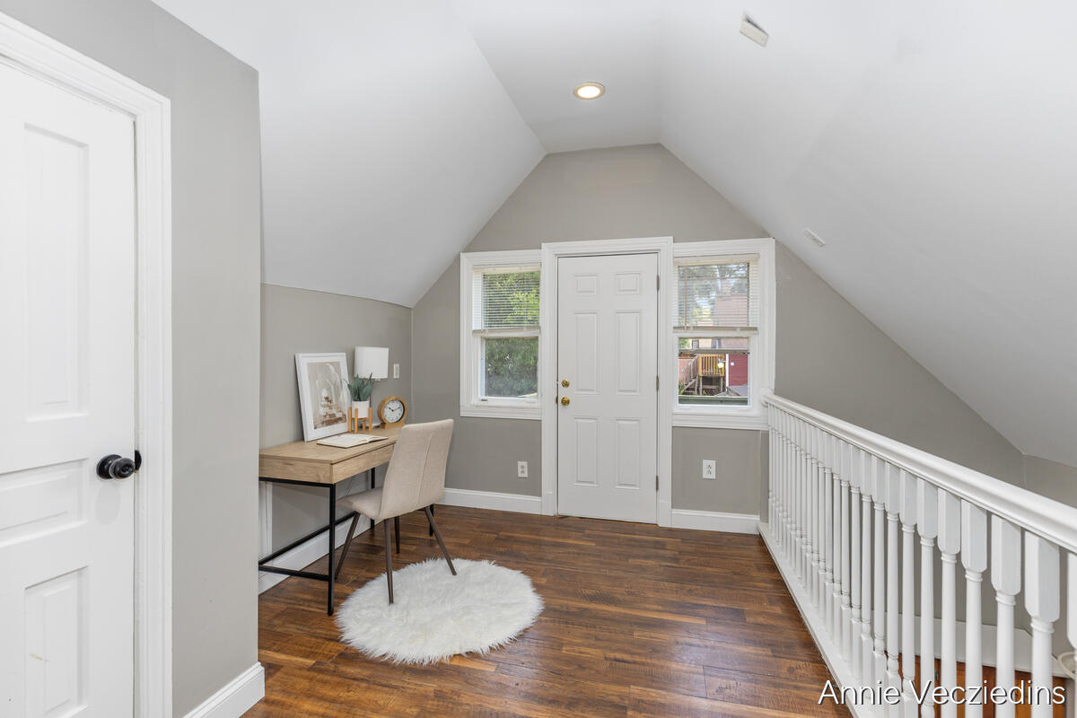 262 Hollister Avenue SE Grand Rapids MI 49506